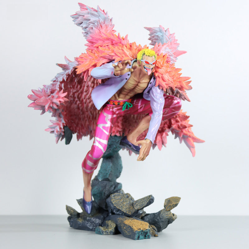 Figura de acción de Doflamingo - 33 cm con alas en llamas y base dinámica, edición limitada - una pieza coleccionable