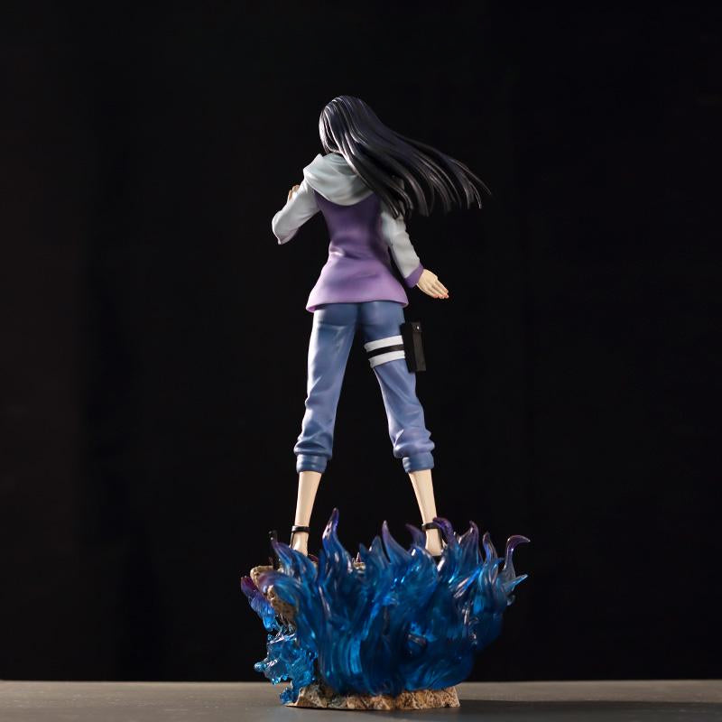 Figura de acción Hinata Hyuga - Edición de colección de 34 cm | Pose dinámica con base de efectos de chakra