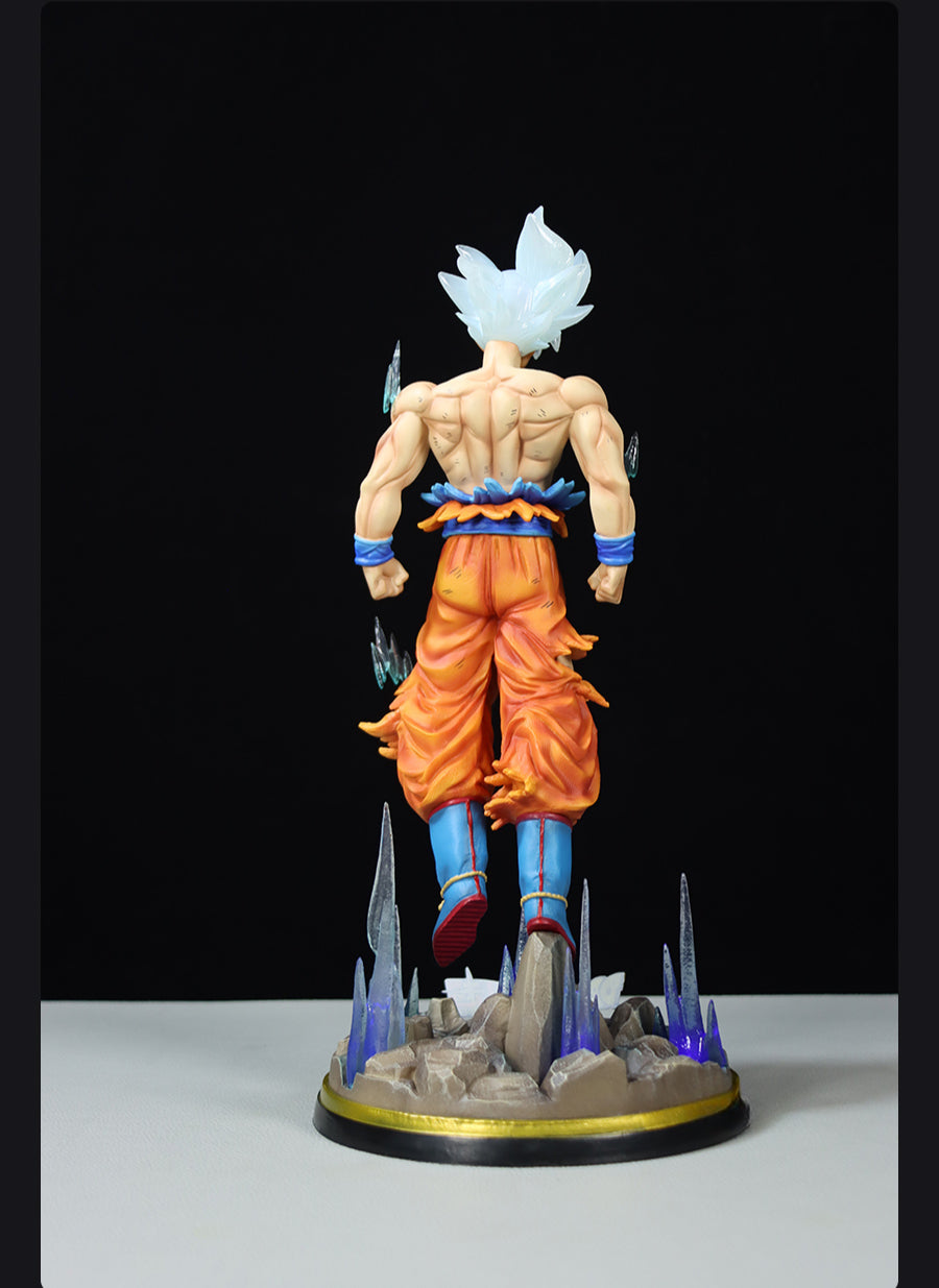 Dragon Ball Z Goku Figura-32 cm, 1.1 kg-Base de iluminación, Dios Super Saiyan