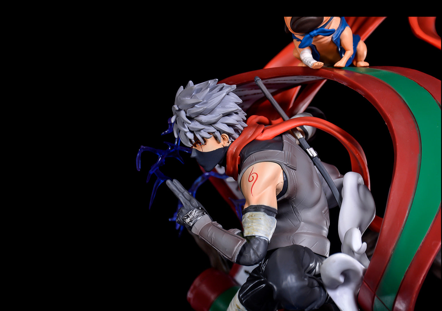 Figura de acción Kakashi Hatake - 41 cm | PVC premium con jutsu de invocación y perro