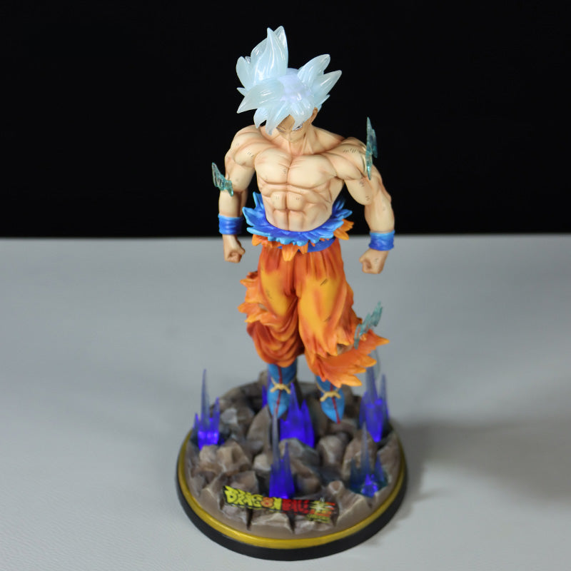 Dragon Ball Z Goku Figura-32 cm, 1.1 kg-Base de iluminación, Dios Super Saiyan