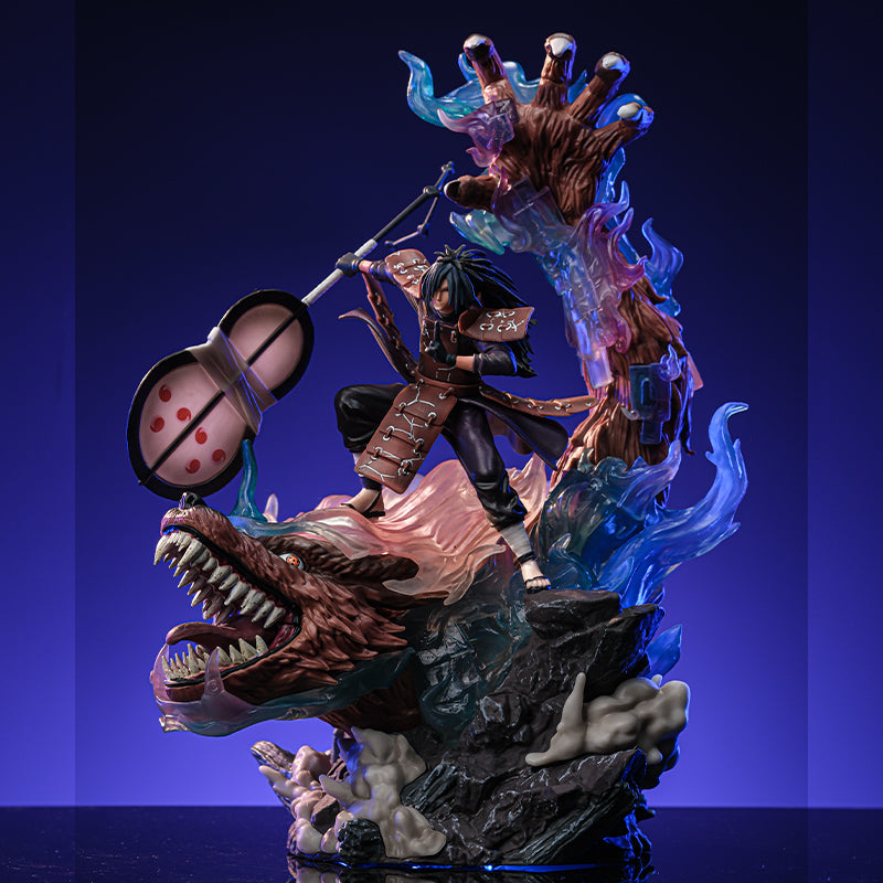 Figura de acción de Uchiha Madara - Edición de colección de 40 cm | Pose dinámica con efectos de chakra y bestia de cola