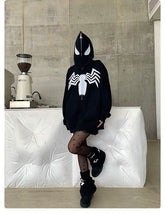 A streetwear enthusiast in Seakoff&