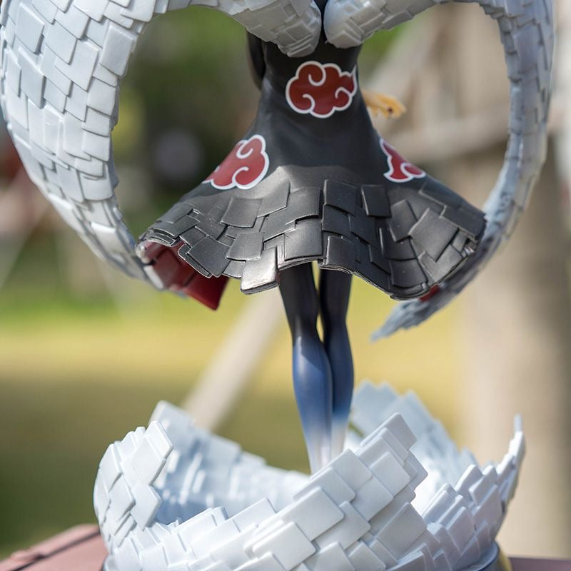 Figura de acción de Konan - Edición de 26 cm Collector | Capa detallada de Akatsuki con alas de ángel y base de papel jutsu