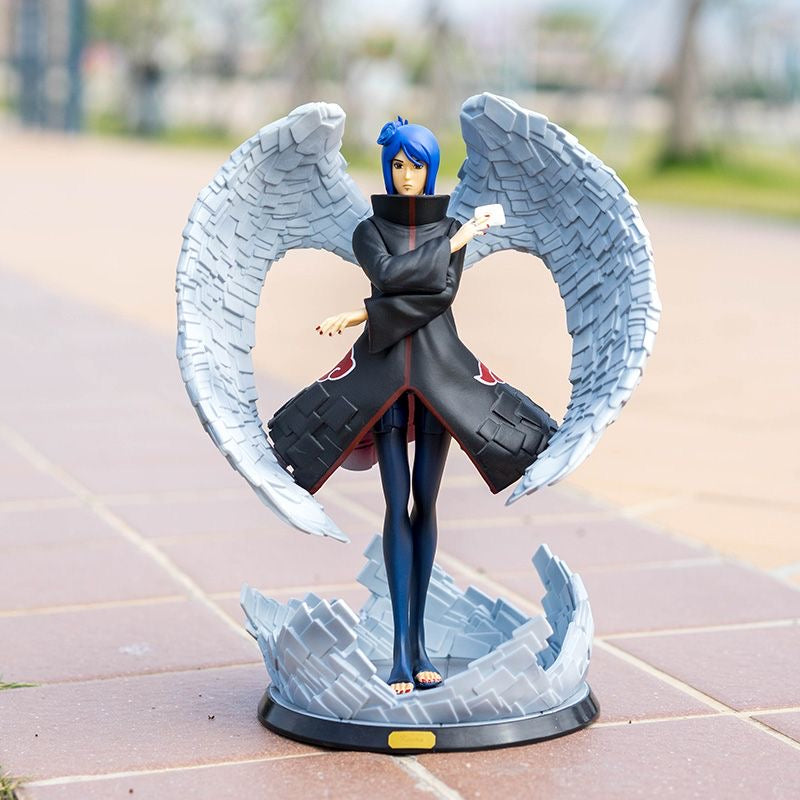 Figura de acción de Konan - Edición de 26 cm Collector | Capa detallada de Akatsuki con alas de ángel y base de papel jutsu