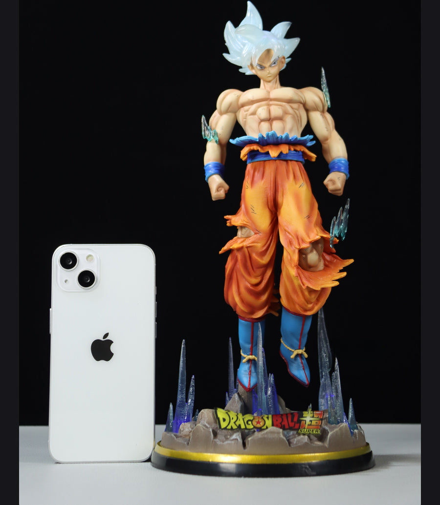 Dragon Ball Z Goku Figura-32 cm, 1.1 kg-Base de iluminación, Dios Super Saiyan