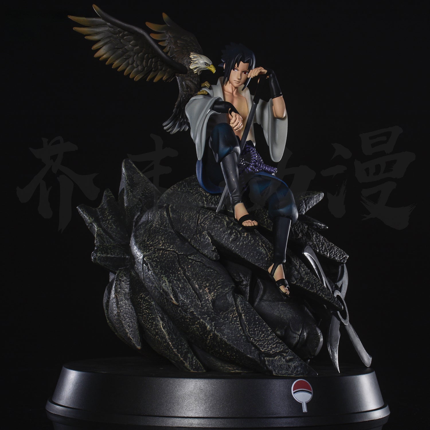 Figura de acción Sasuke Uchiha - 35 cm | PVC premium con Eagle & Sword