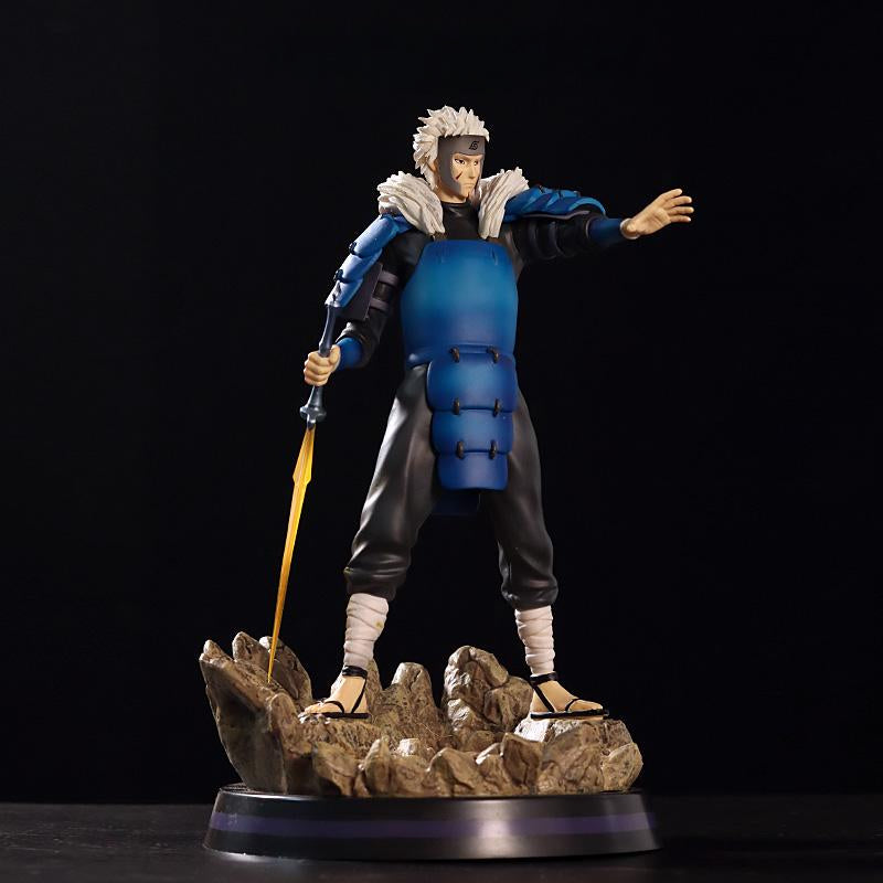 Tobirama Senju Acción Figura - Edición de 28 cm de colección | Pose dinámica con efectos de chakra y espada