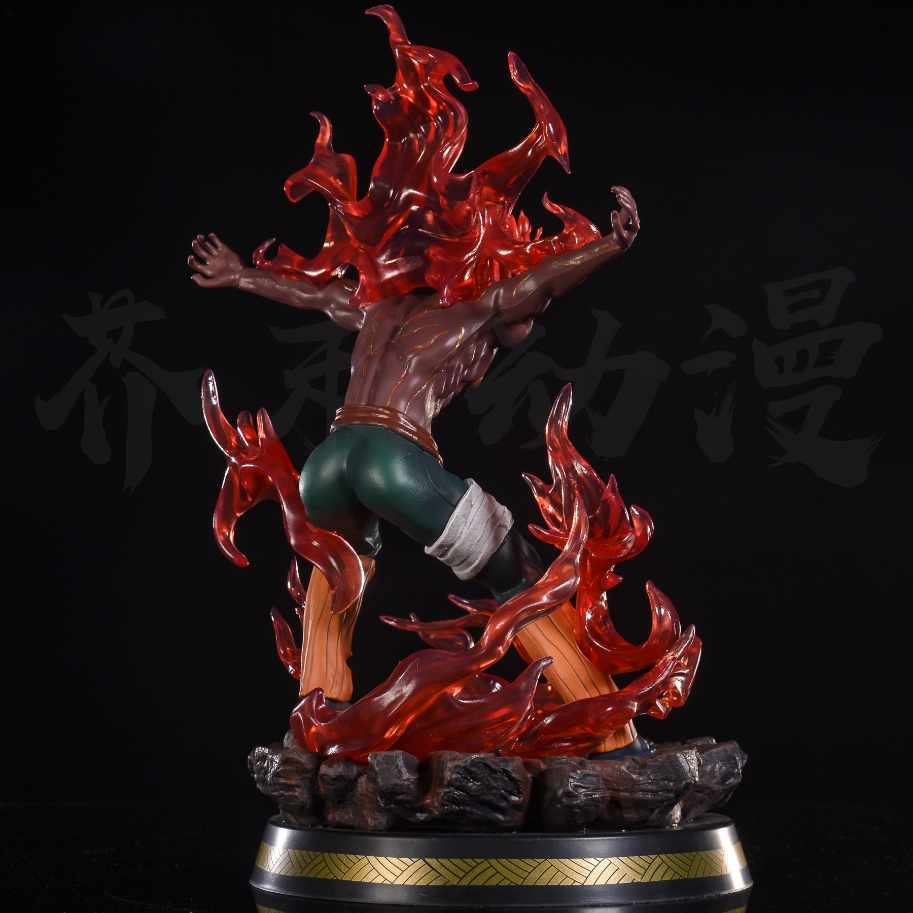 May Guy Action Figura - 31 cm de edición limitada | Pose dinámica con efectos y llamas de chakra