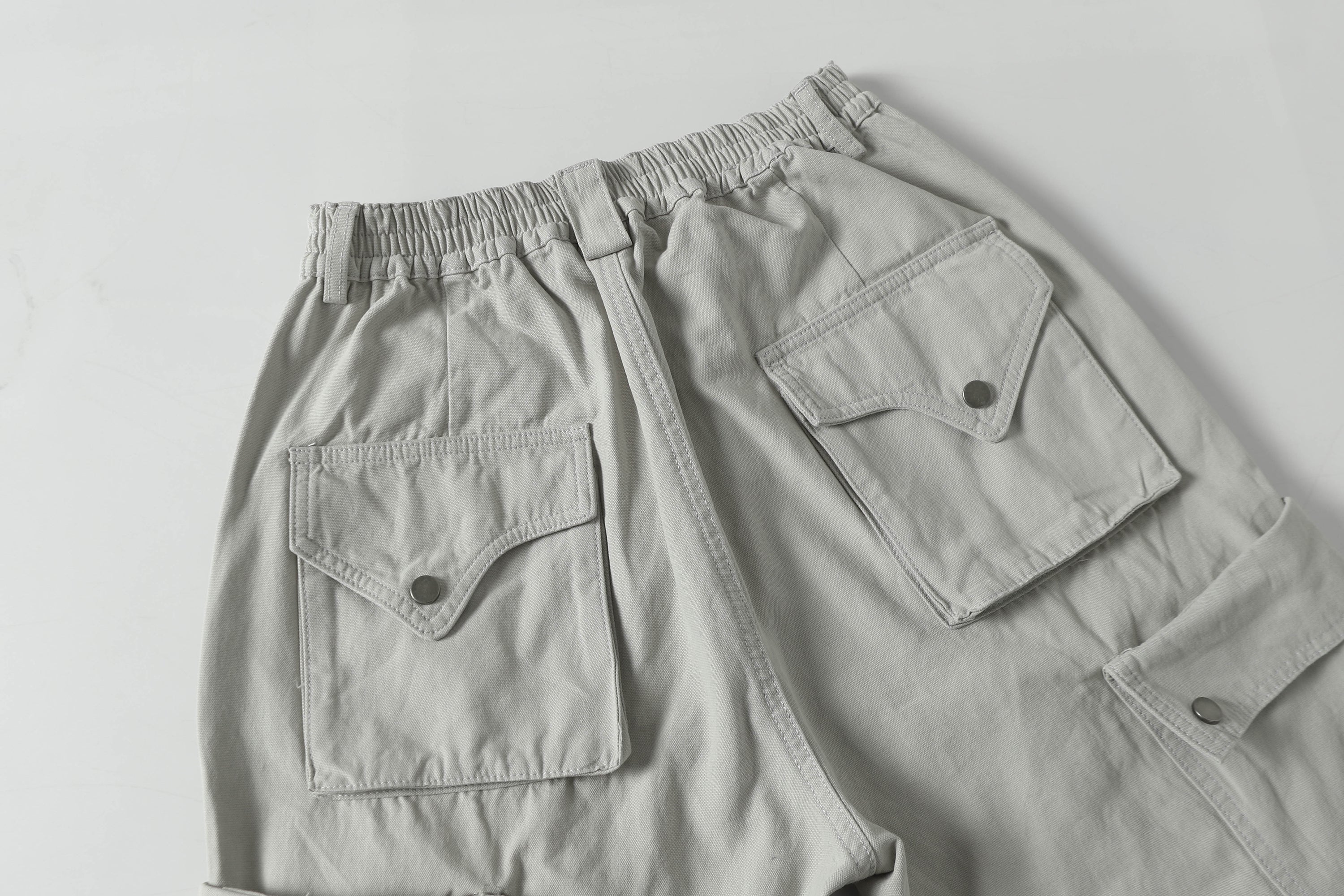 Wide-Leg Multi-Pocket Cargo Pants with Adjustable Hem
