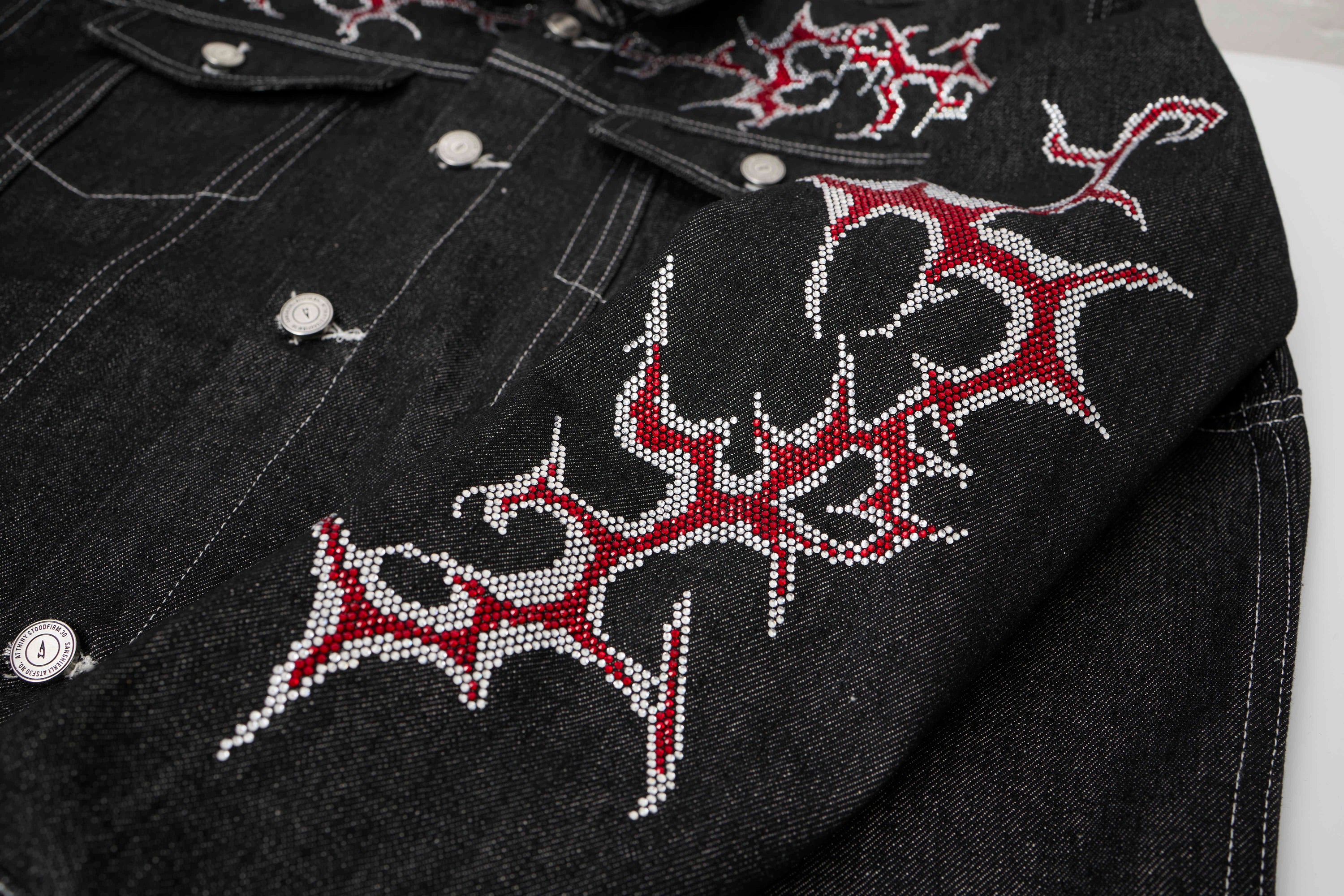 Omirad Graphic Denim Jacket – Tribal Embroidered Streetwear