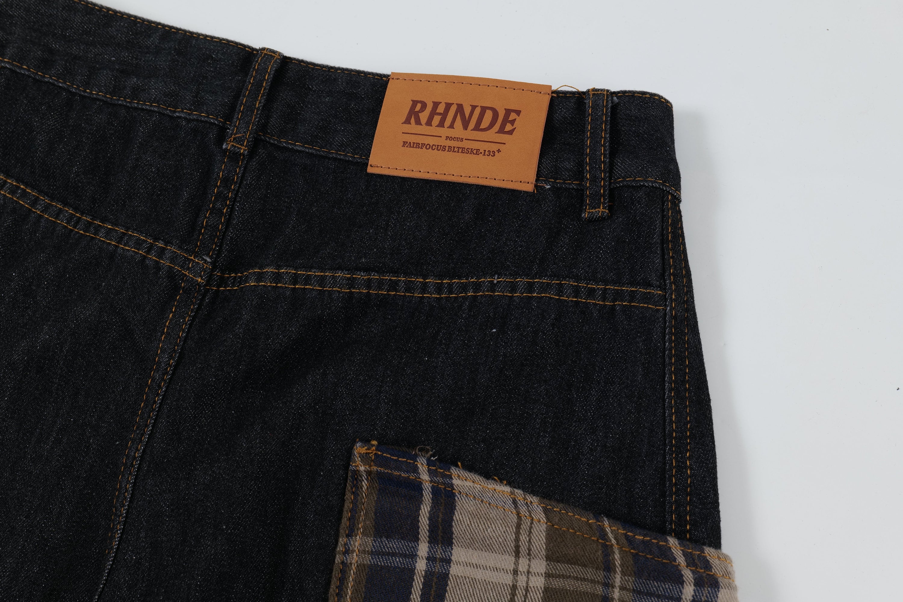 Plaid Patch Curved Seam Wide-Leg Denim Jeans | RHNDE