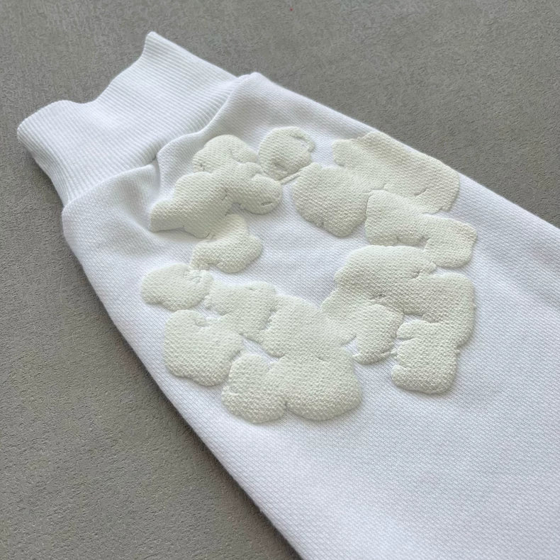 White Monochrome “Cotton Wreath” Denim Tears Hoodie – Minimal Streetwear Sweatshirt