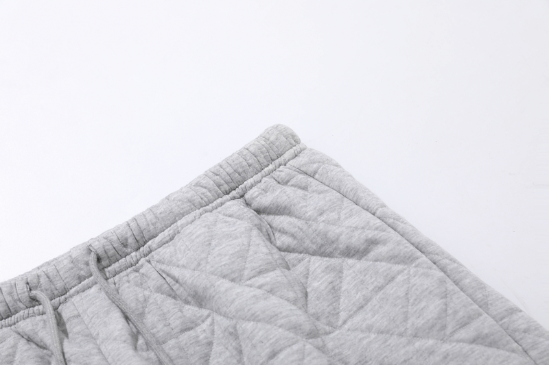 Quilted Wide-Leg Thermal Sweatpants | Insulated Streetwear