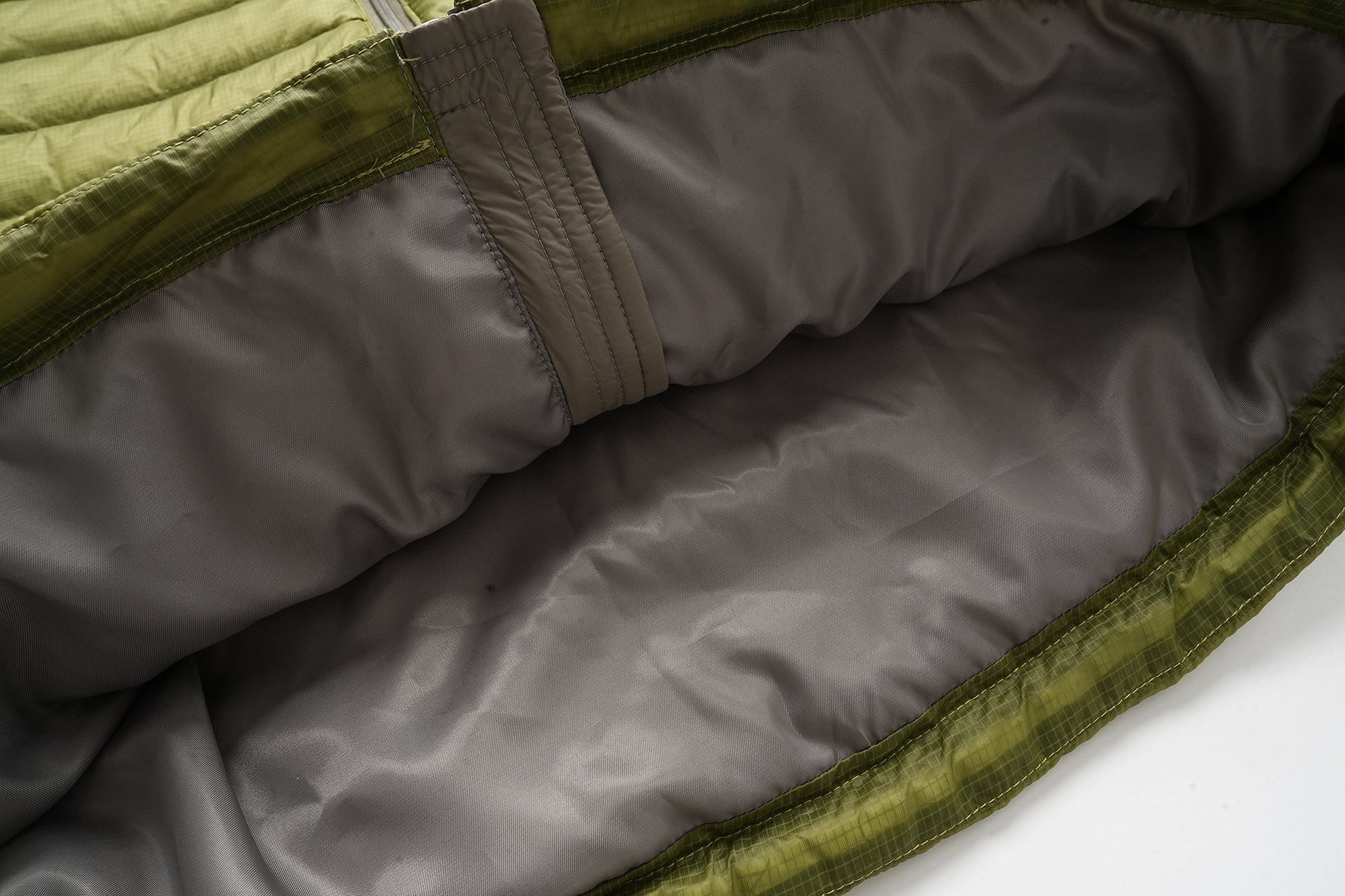 Omirad Lightweight Hooded Puffer Jacket | SEAKOFF
