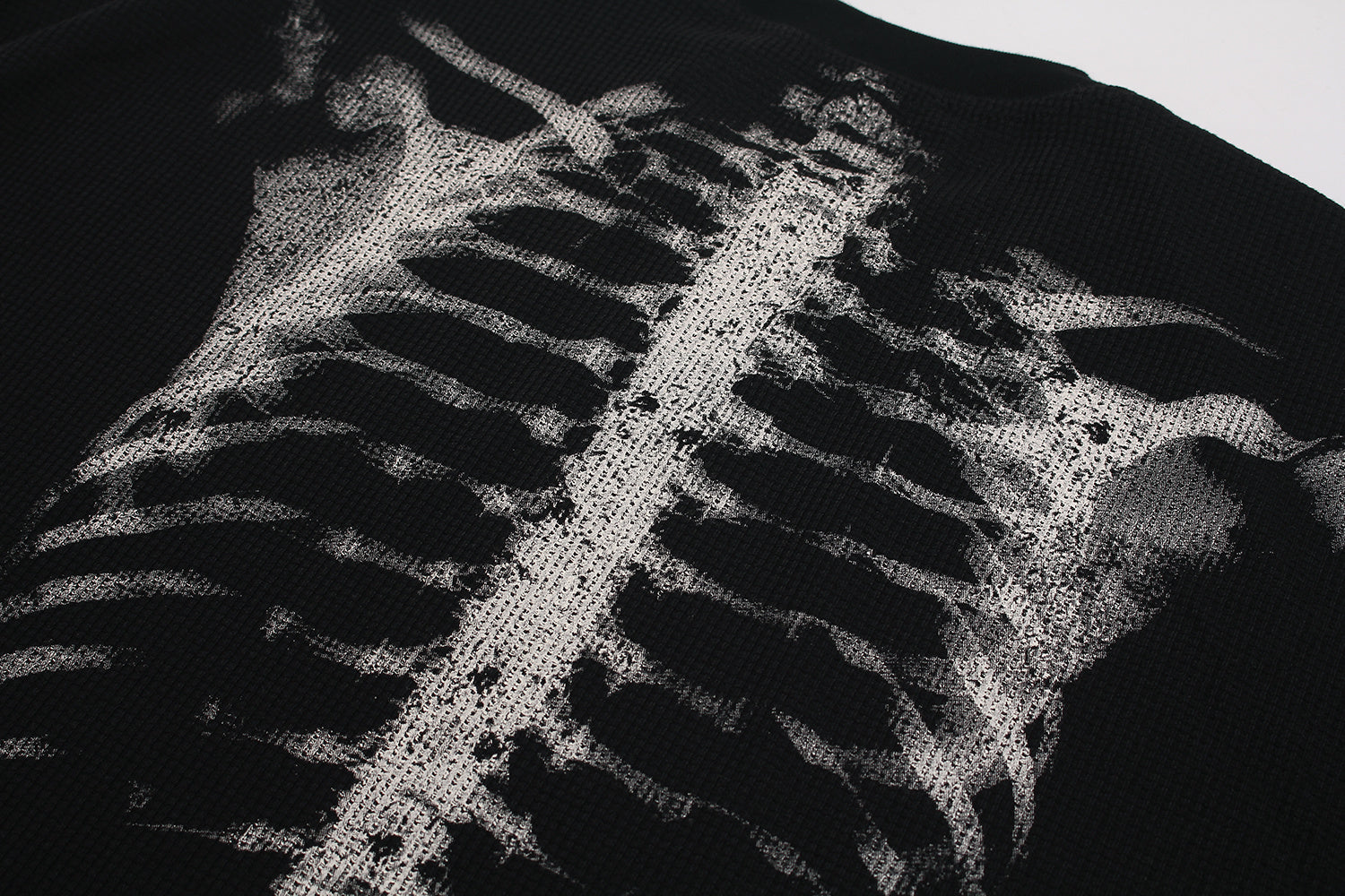 Skeleton X-Ray Print Long Sleeve Waffle Tee | Omirad