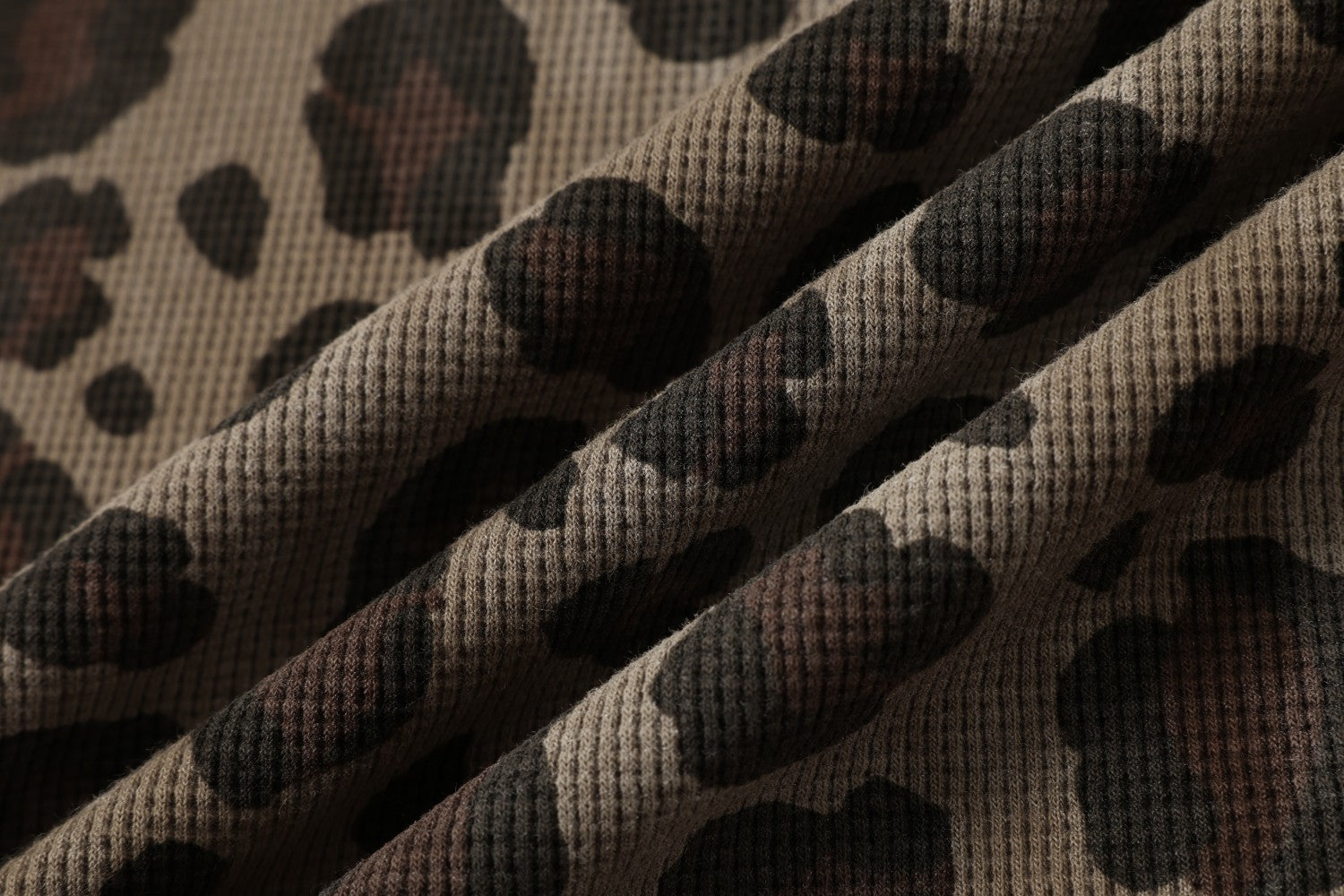 Taeleplus Leopard Print Long Sleeve Polo Shirt | Streetwear