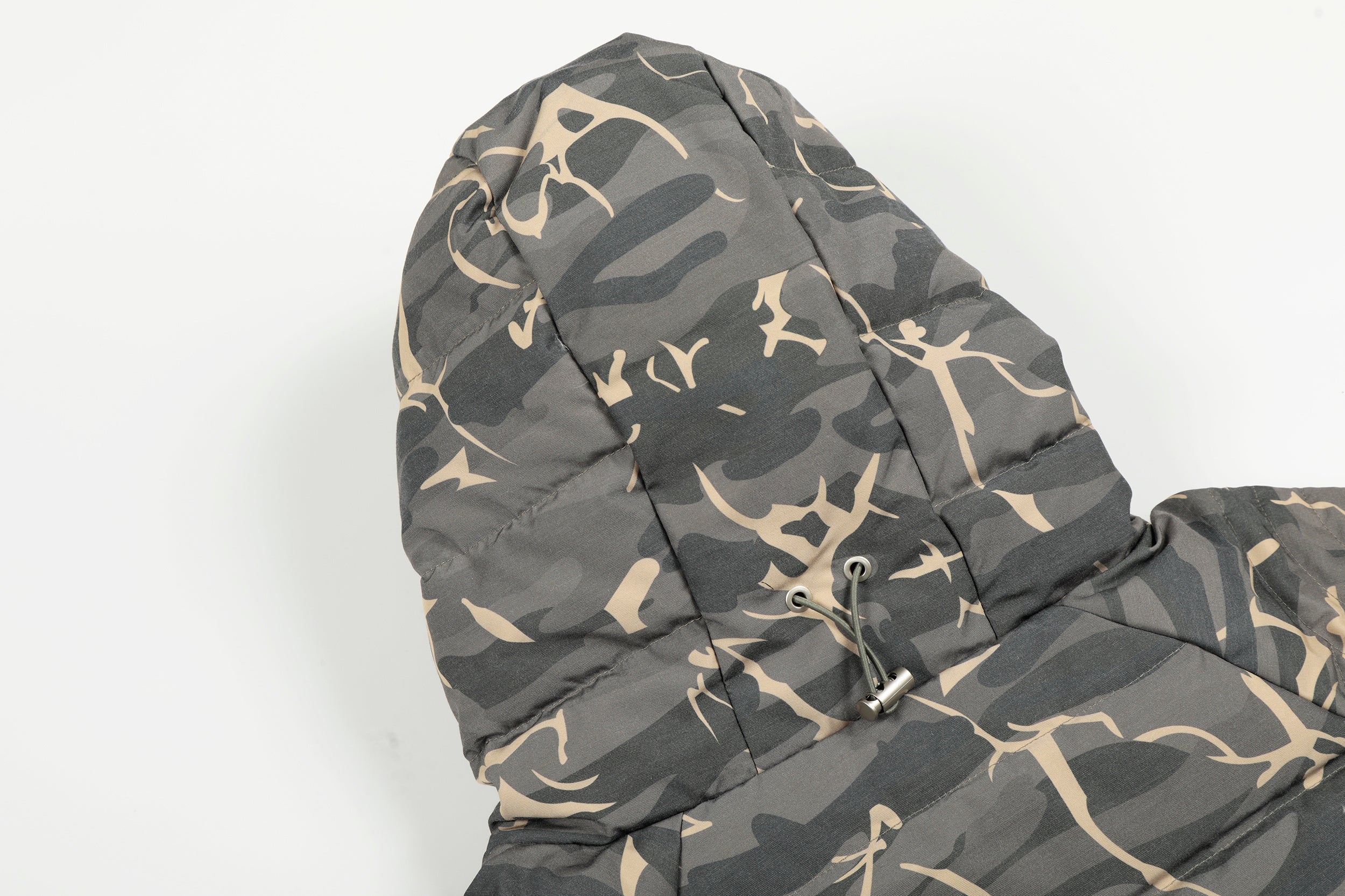 Omirad Camo Down Puffer Jacket | 70% White Duck Down