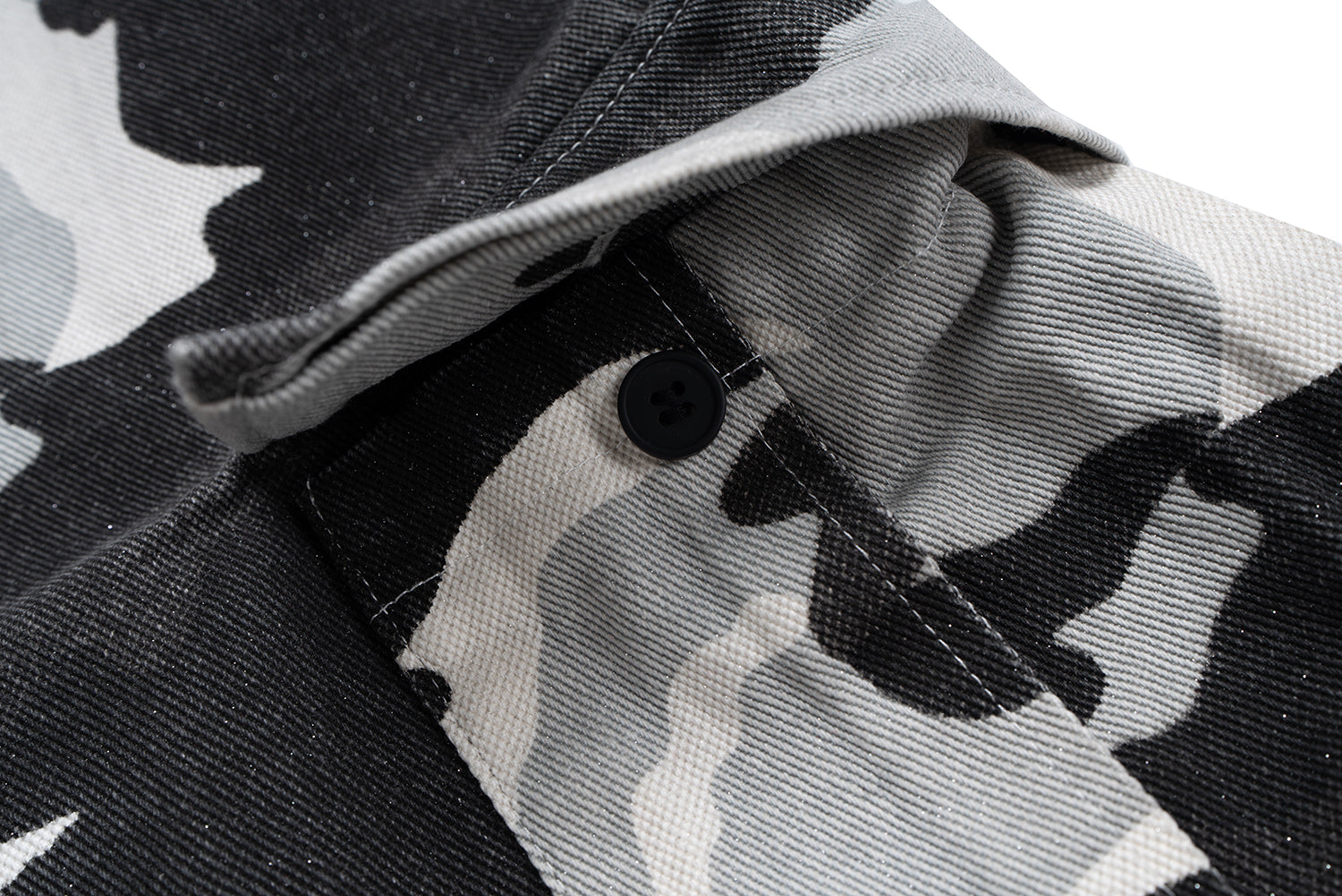 Omirad Camo Multi-Pocket Cargo Shorts | Wide-Leg Streetwear