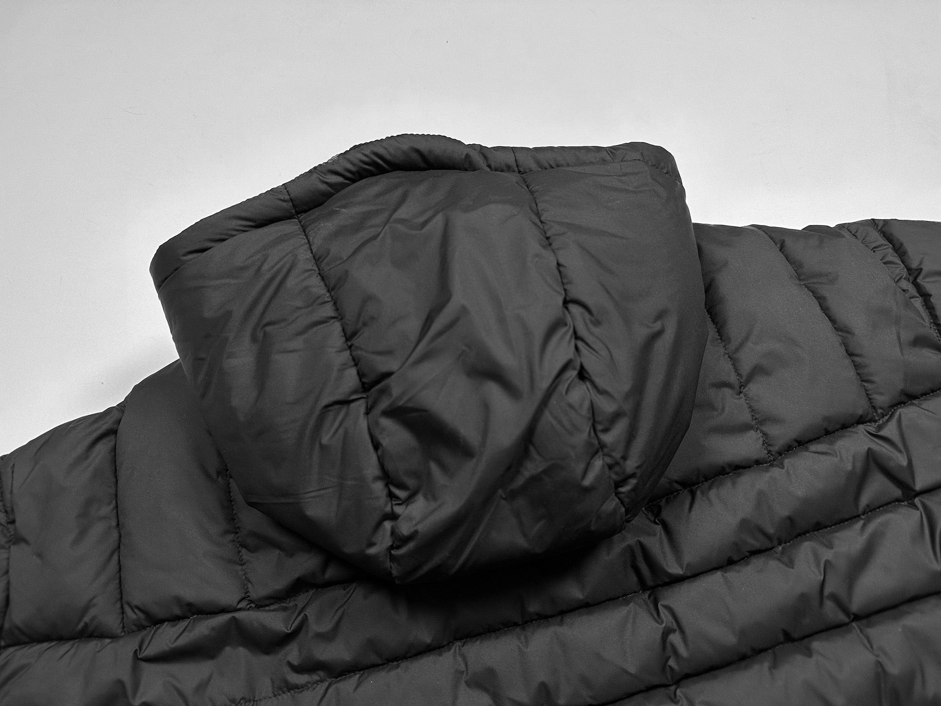Omirad Quilted Half-Zip Puffer Hoodie | Lightweight Streetwear