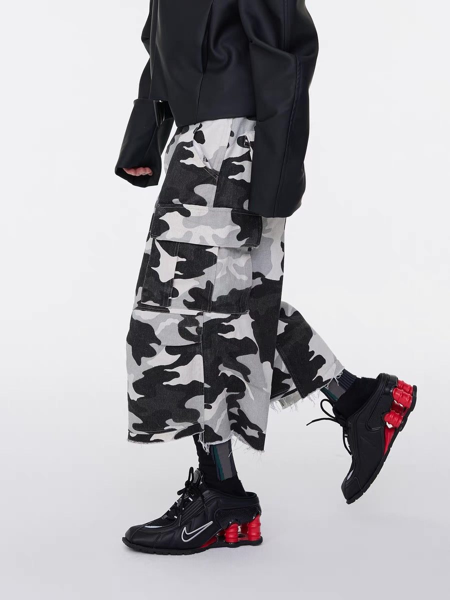 Omirad Camo Multi-Pocket Cargo Shorts | Wide-Leg Streetwear