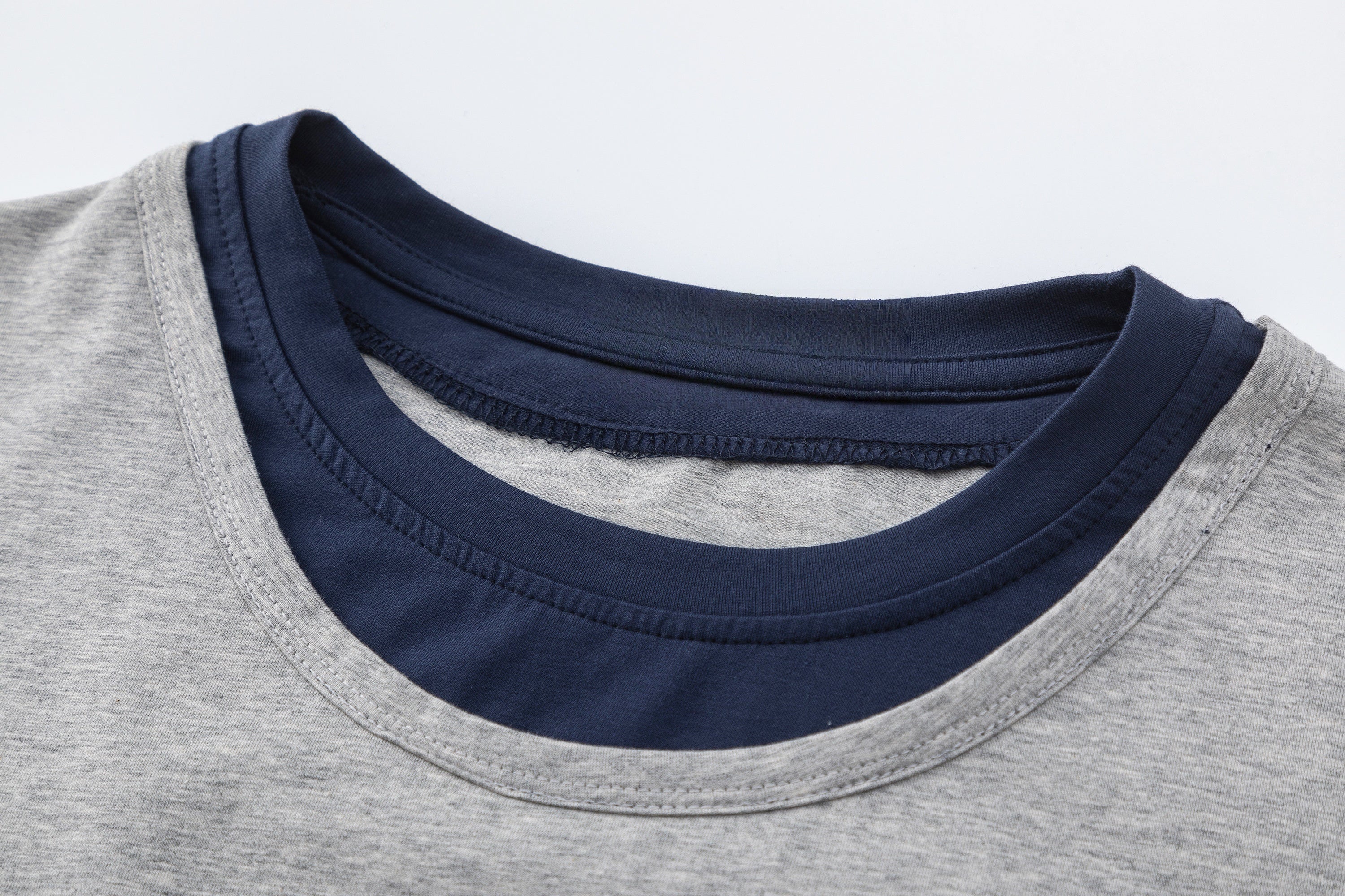 Colorblock Raglan T-Shirt | Contrast Sleeves & Layered Hem