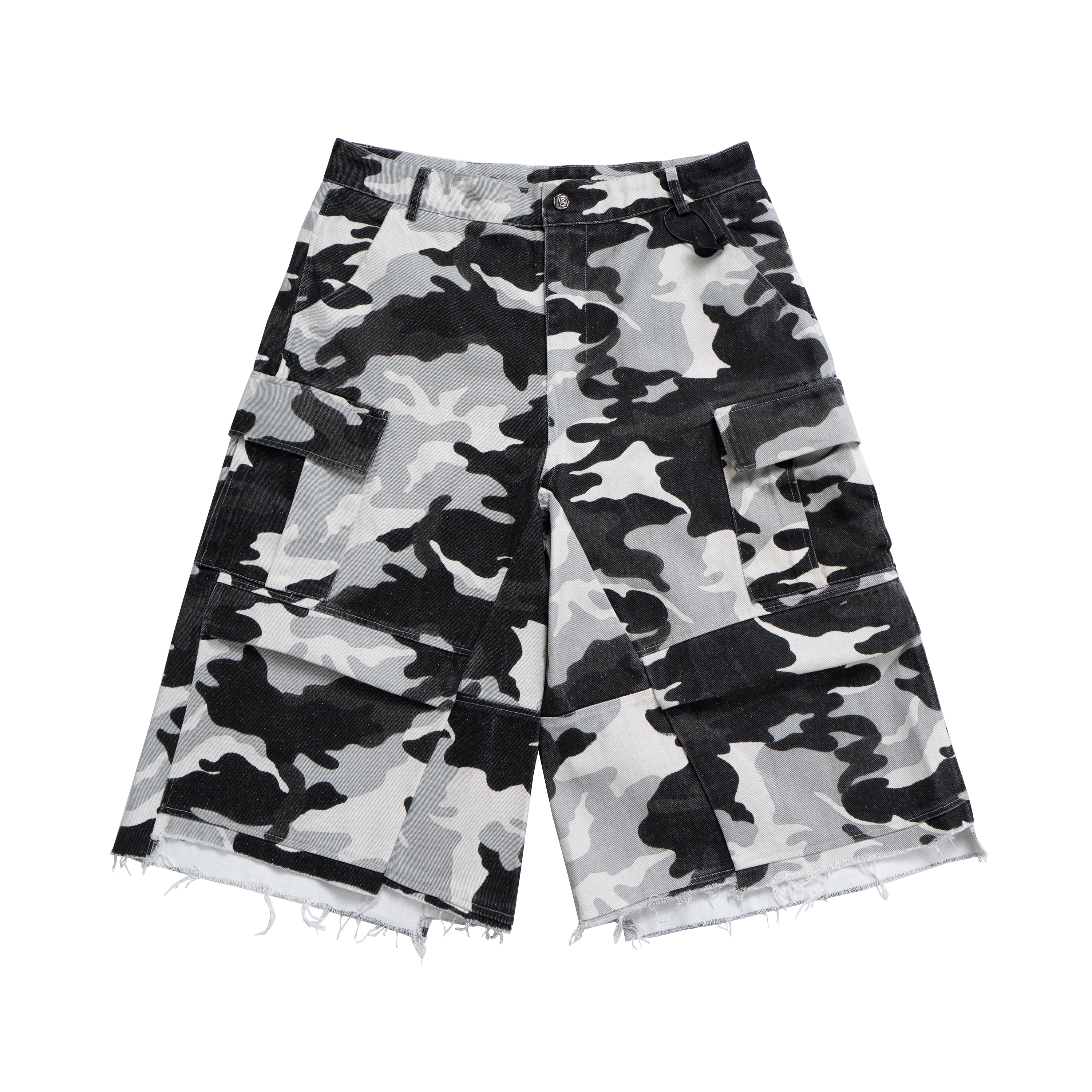 Front view of wide-leg urban camouflage cargo shorts with 3D side pockets and raw-cut frayed hem