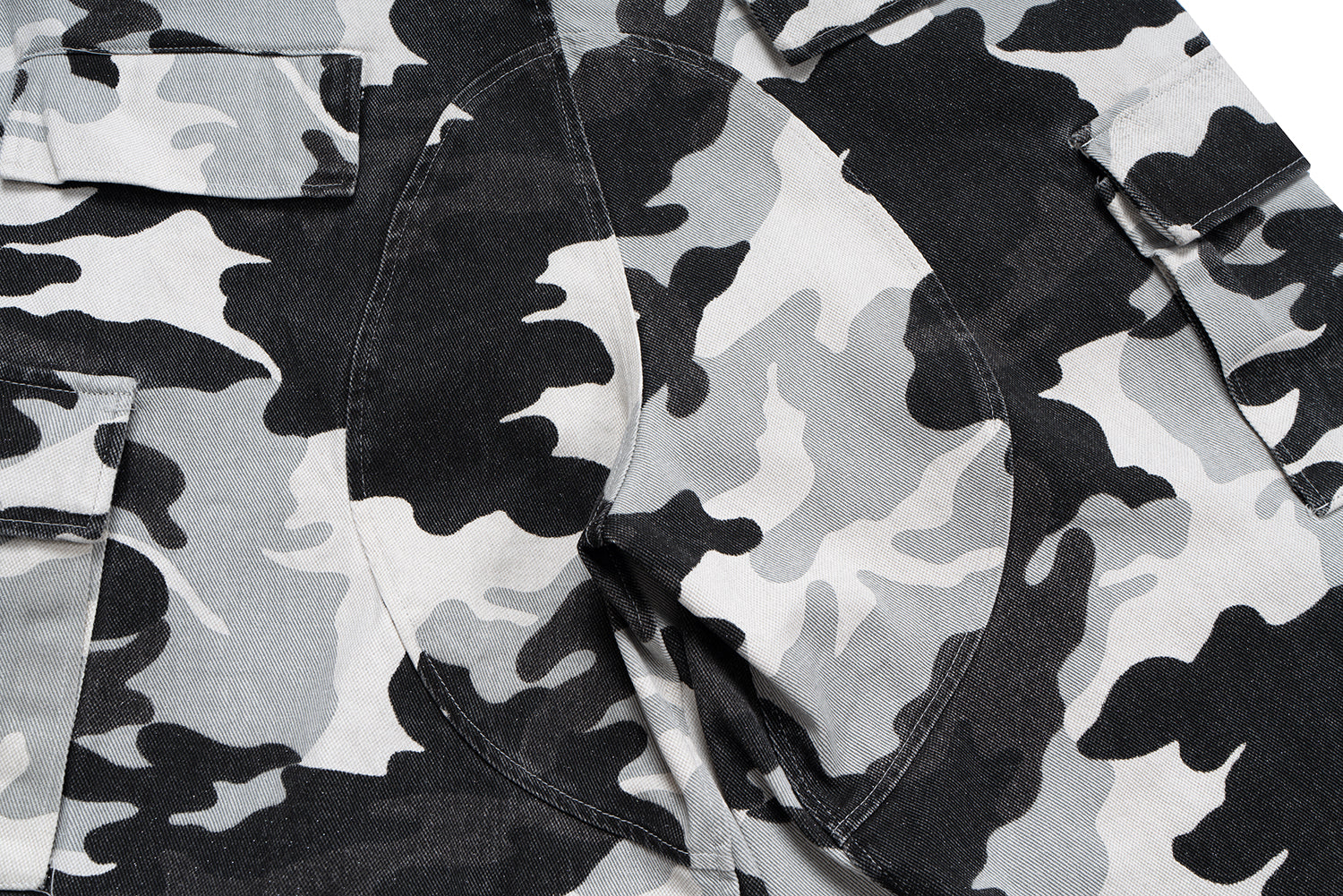 Omirad Camo Multi-Pocket Cargo Shorts | Wide-Leg Streetwear