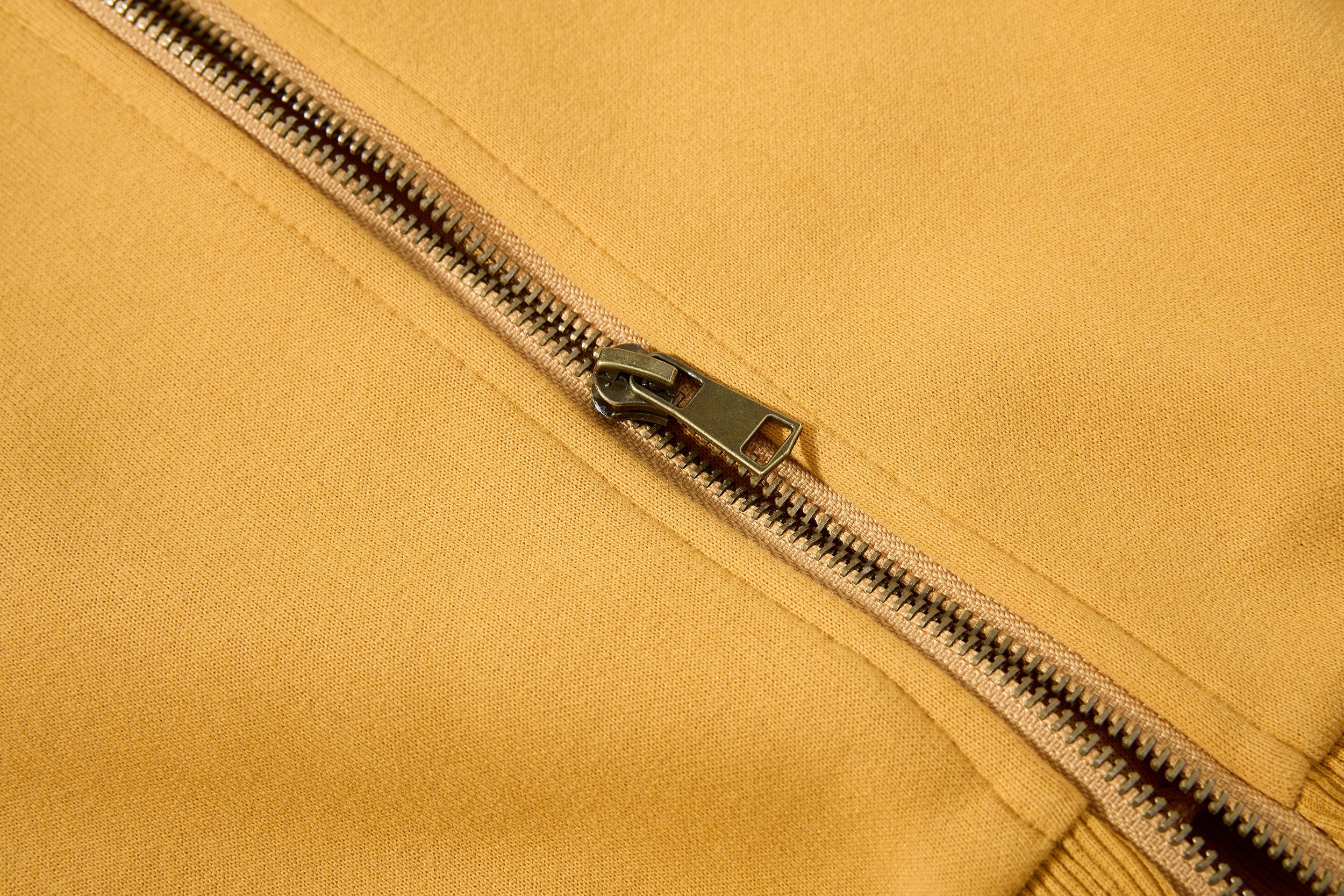 Vintage Graphic Zip-Up Hoodie | Streetwear Statement Fleece