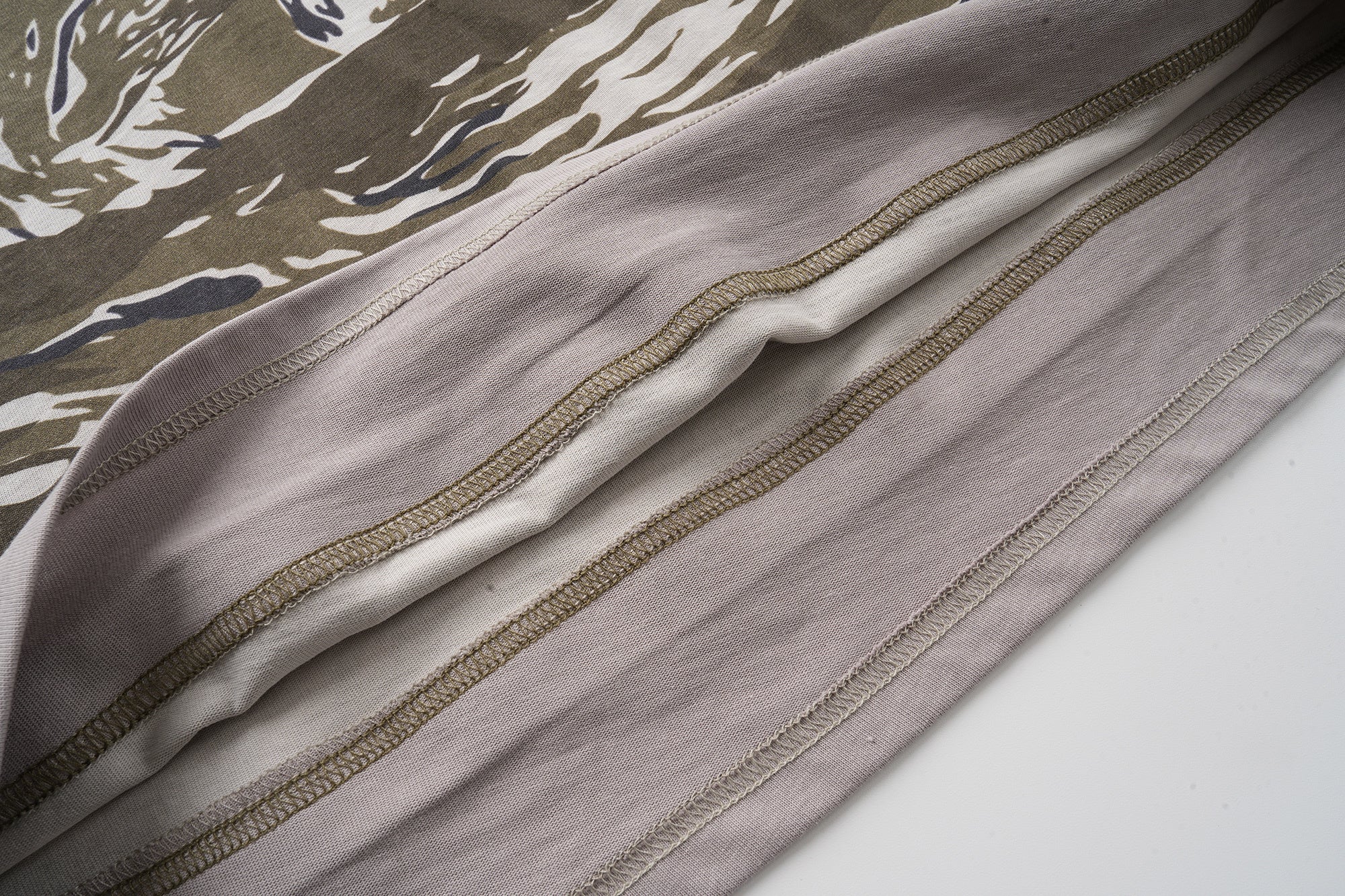 Men's Camo Layered Long Sleeve Graphic Tee | SEAKOFF