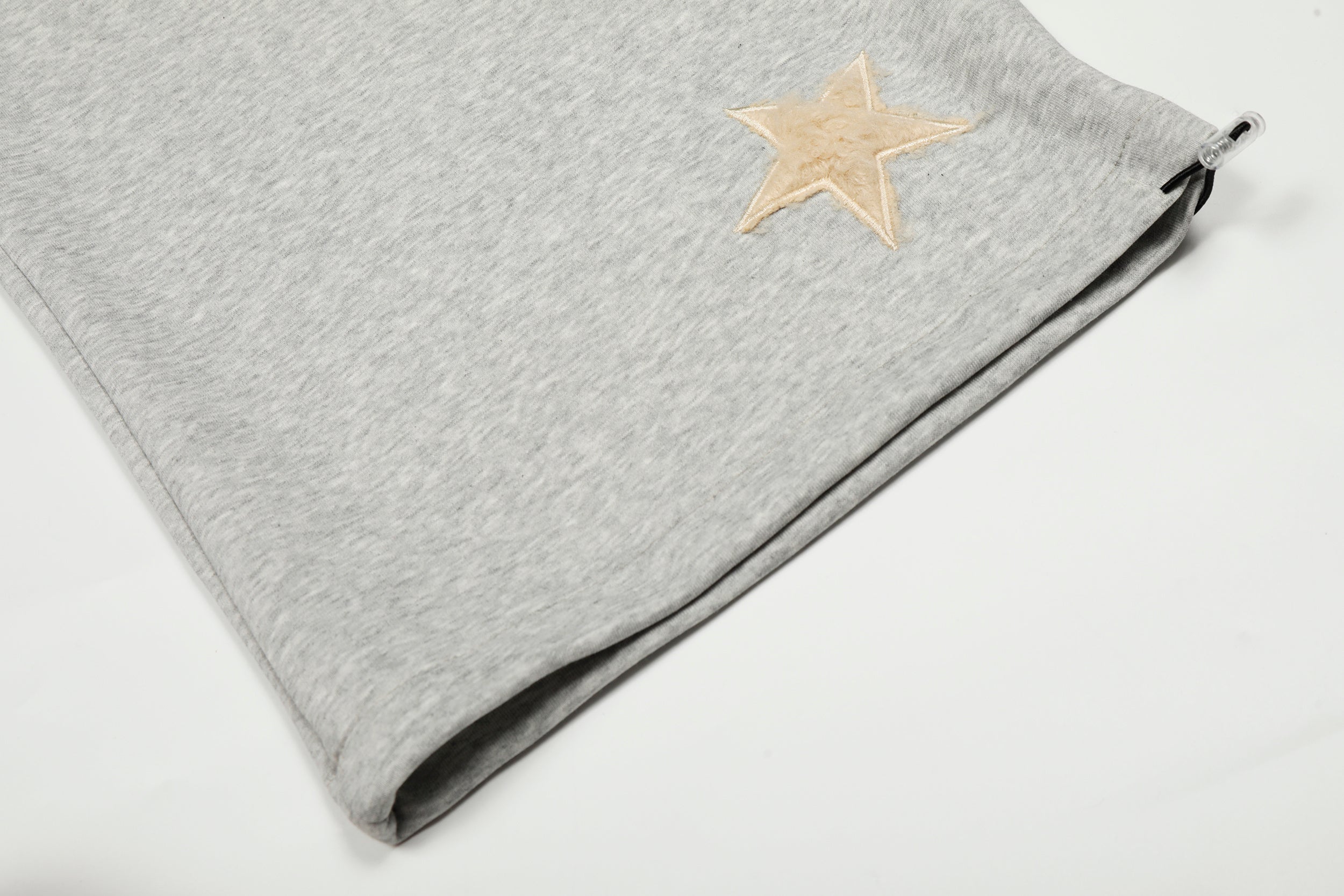 Fuzzy Star Appliqué Wide-Leg Sweatpants | Happy Ronteng