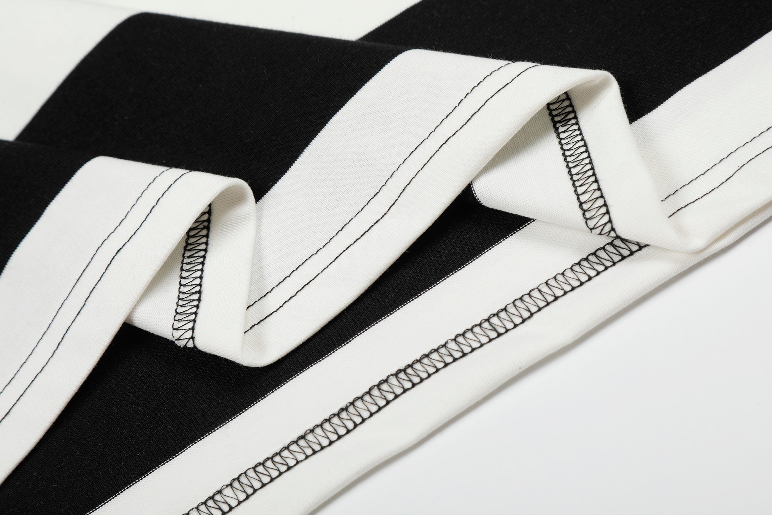 Omirad Rugby Stripe Graphic Polo Shirt | Black & White