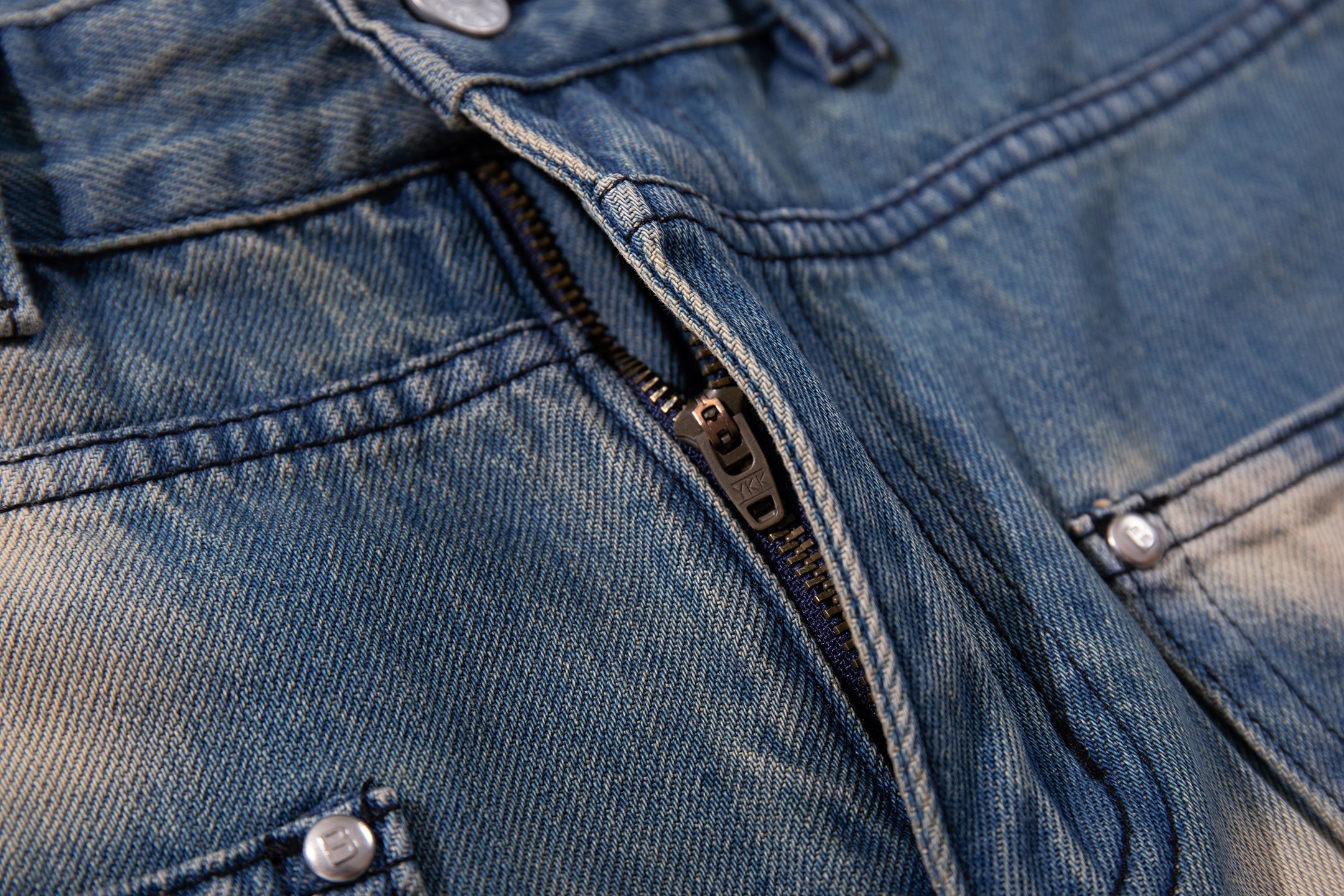 Spray-Fade Graffiti Wide-Leg Jeans | Vintage Blue Denim