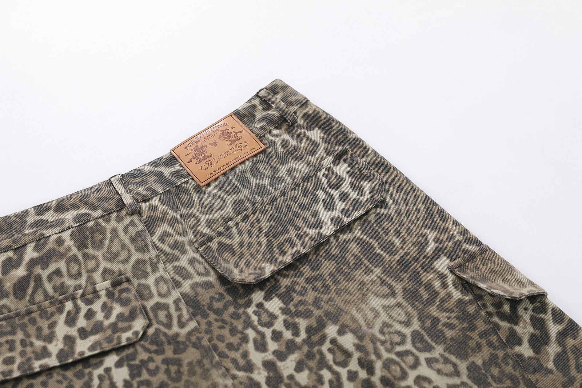 Omirad Leopard Cargo Shorts | Wide-Leg Animal Print