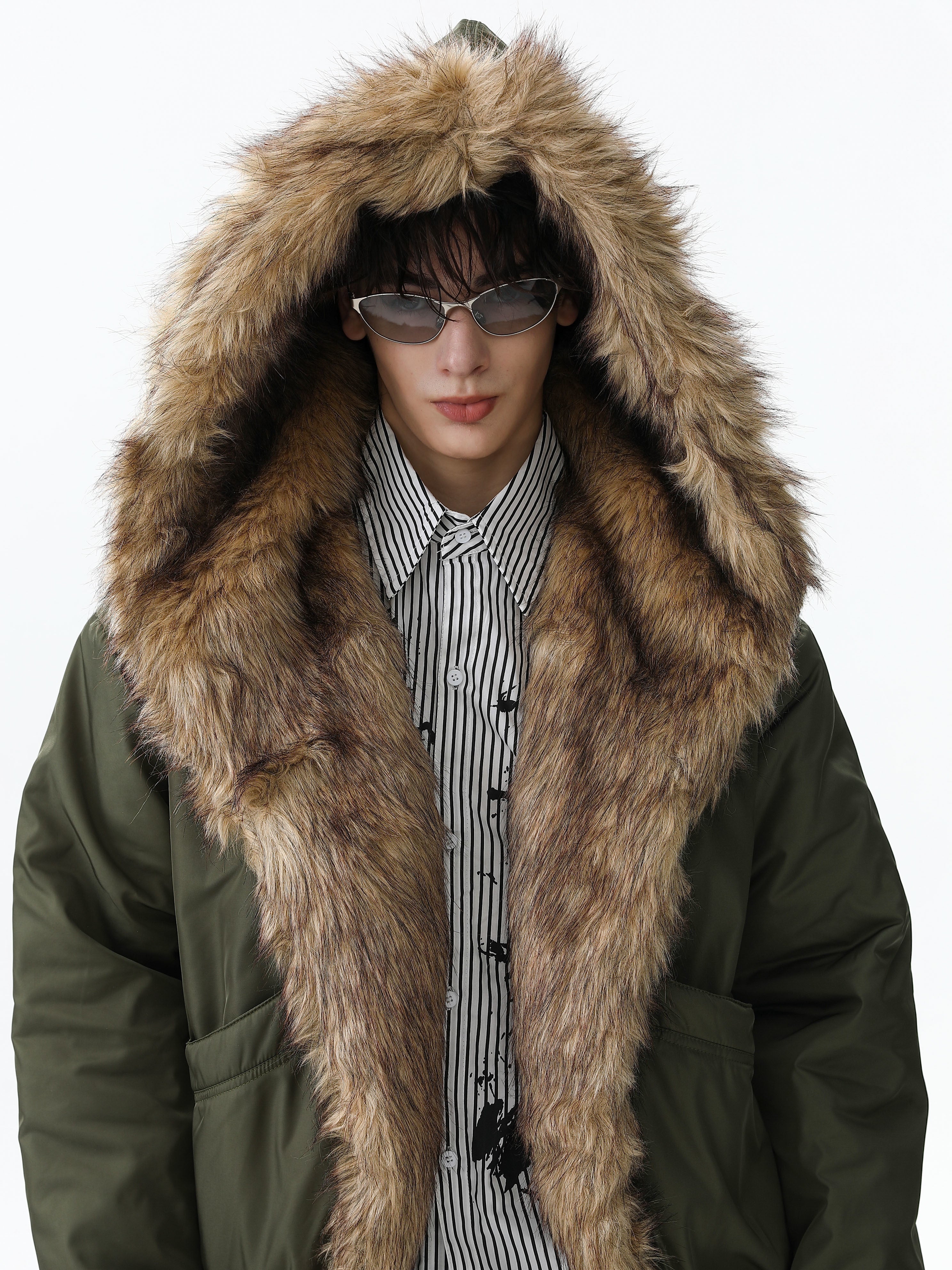 Faux Fur Trimmed Hooded Puffer Jacket | Army Green & Black