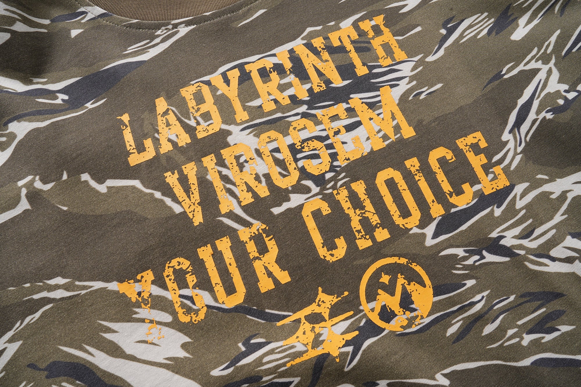 Men's Camo Layered Long Sleeve Graphic Tee | SEAKOFF