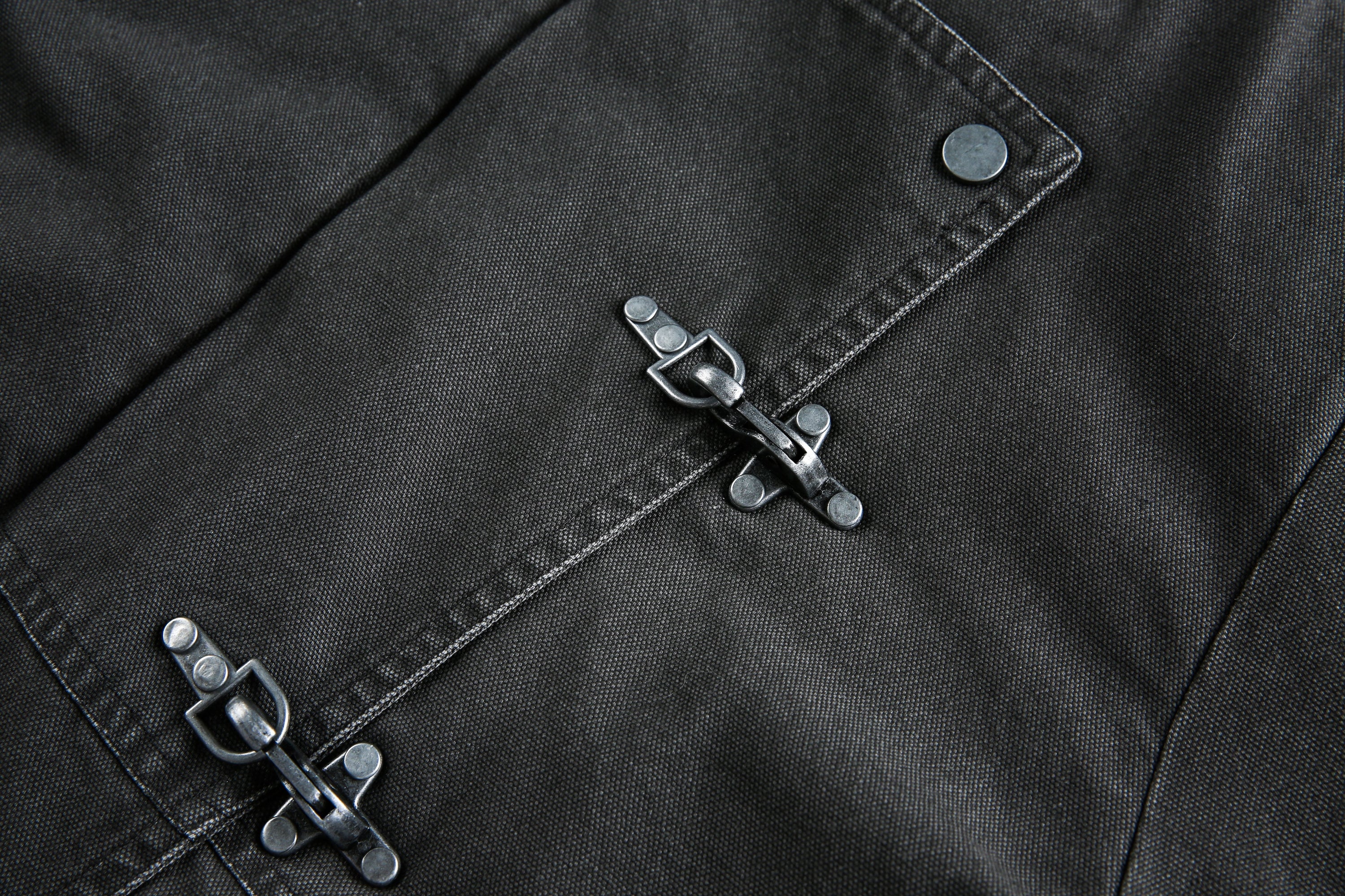 Metal Clasp Utility Jacket | Military-Inspired Cotton Jacket
