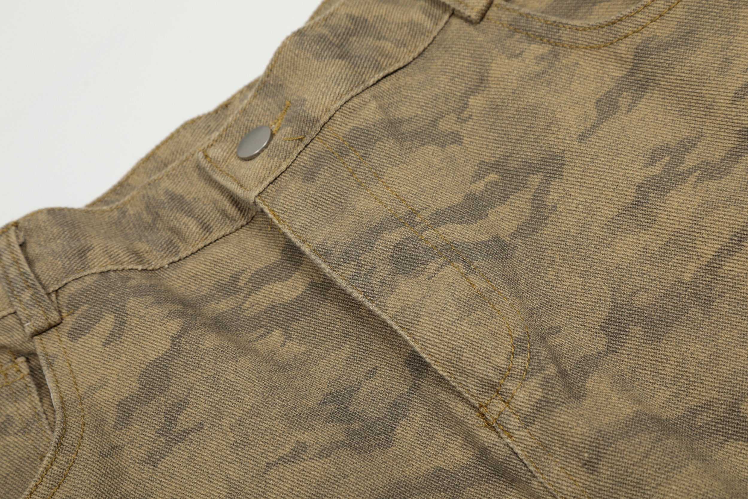 Omirad Desert Camo Wide-Leg Cargo Jeans | Streetwear Utility