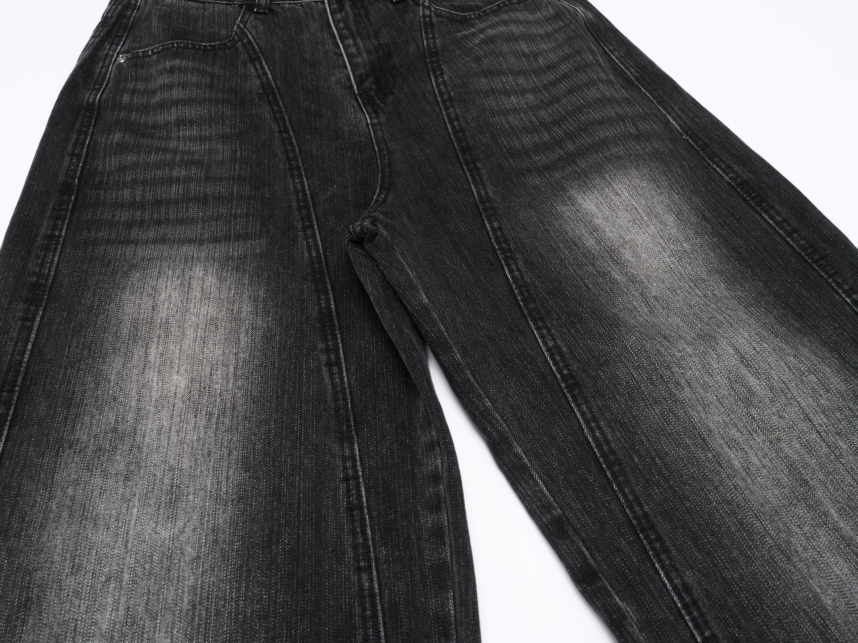 Vintage Washed Curved-Leg Wide Fit Denim Pants | SEAKOFF