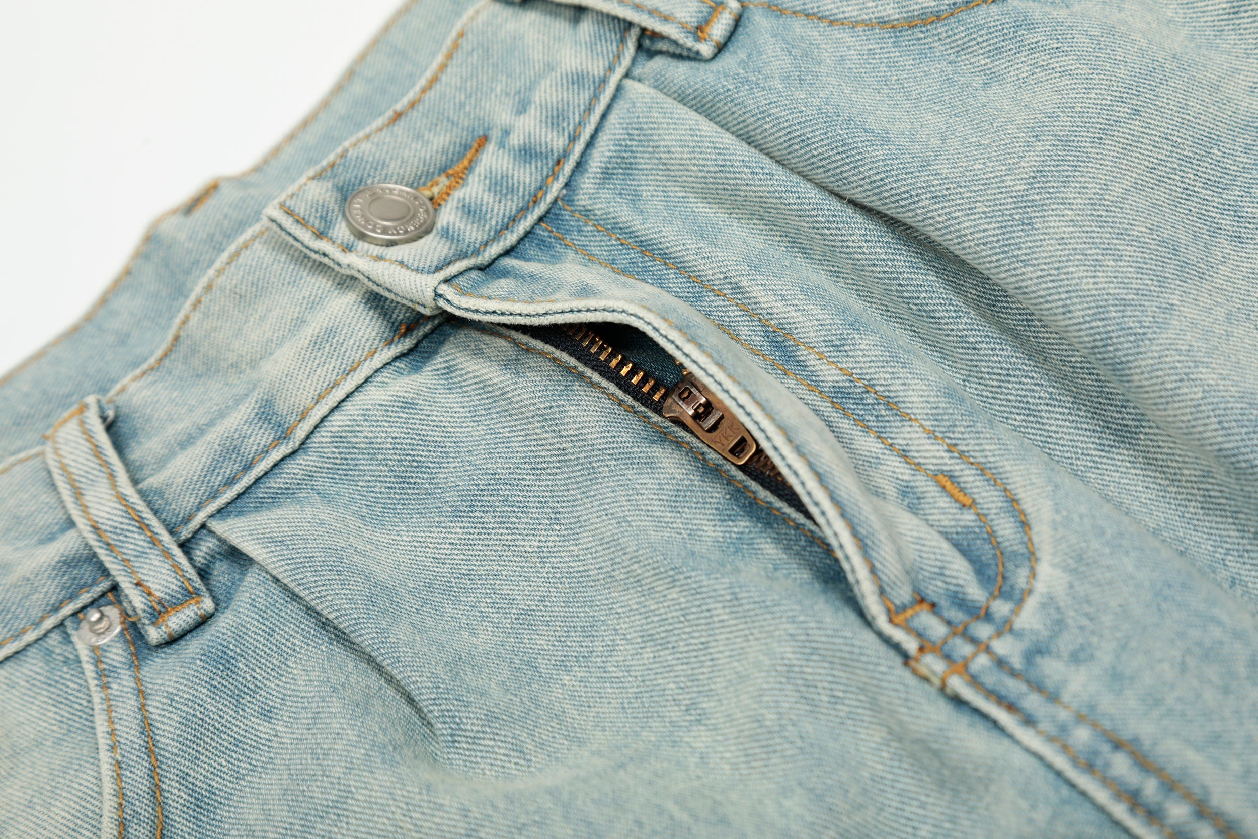 Cloud-Fade Balloon Jeans | Wide-Leg Streetwear Denim