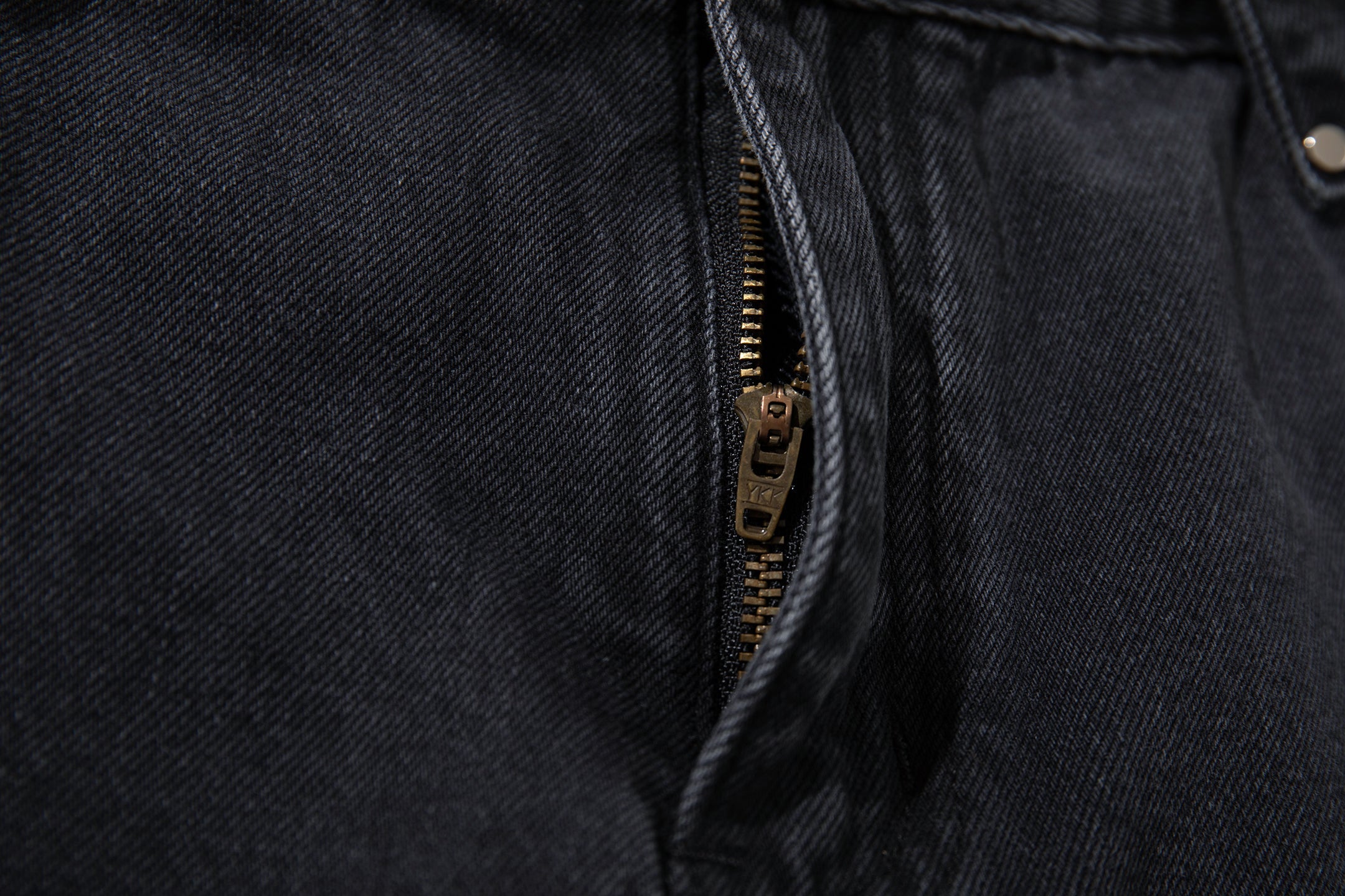 Arc-Stitch Wide-Leg Jeans | Washed Black Denim