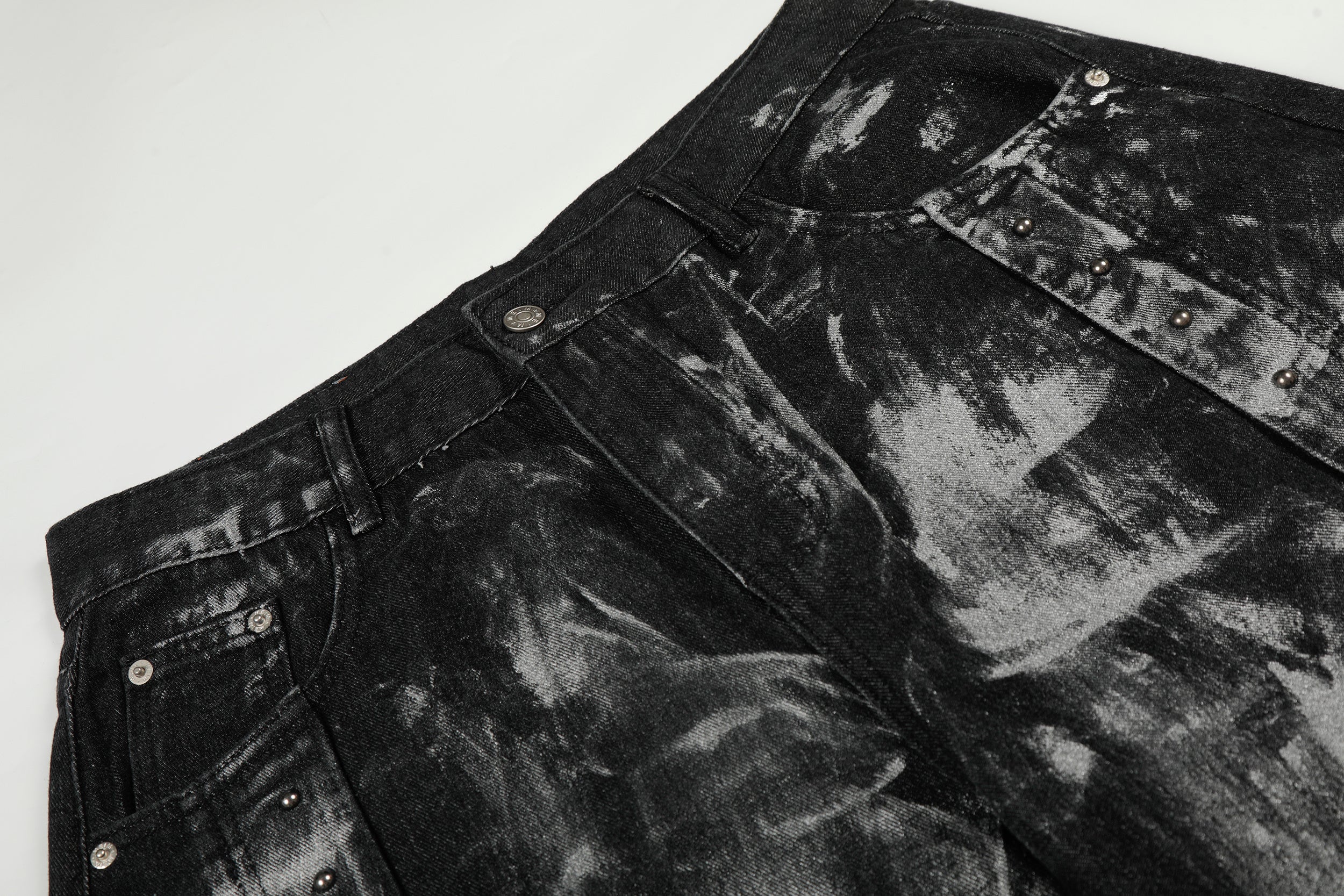 Omirad Painted Crescent Wide-Leg Jeans | Studded Streetwear