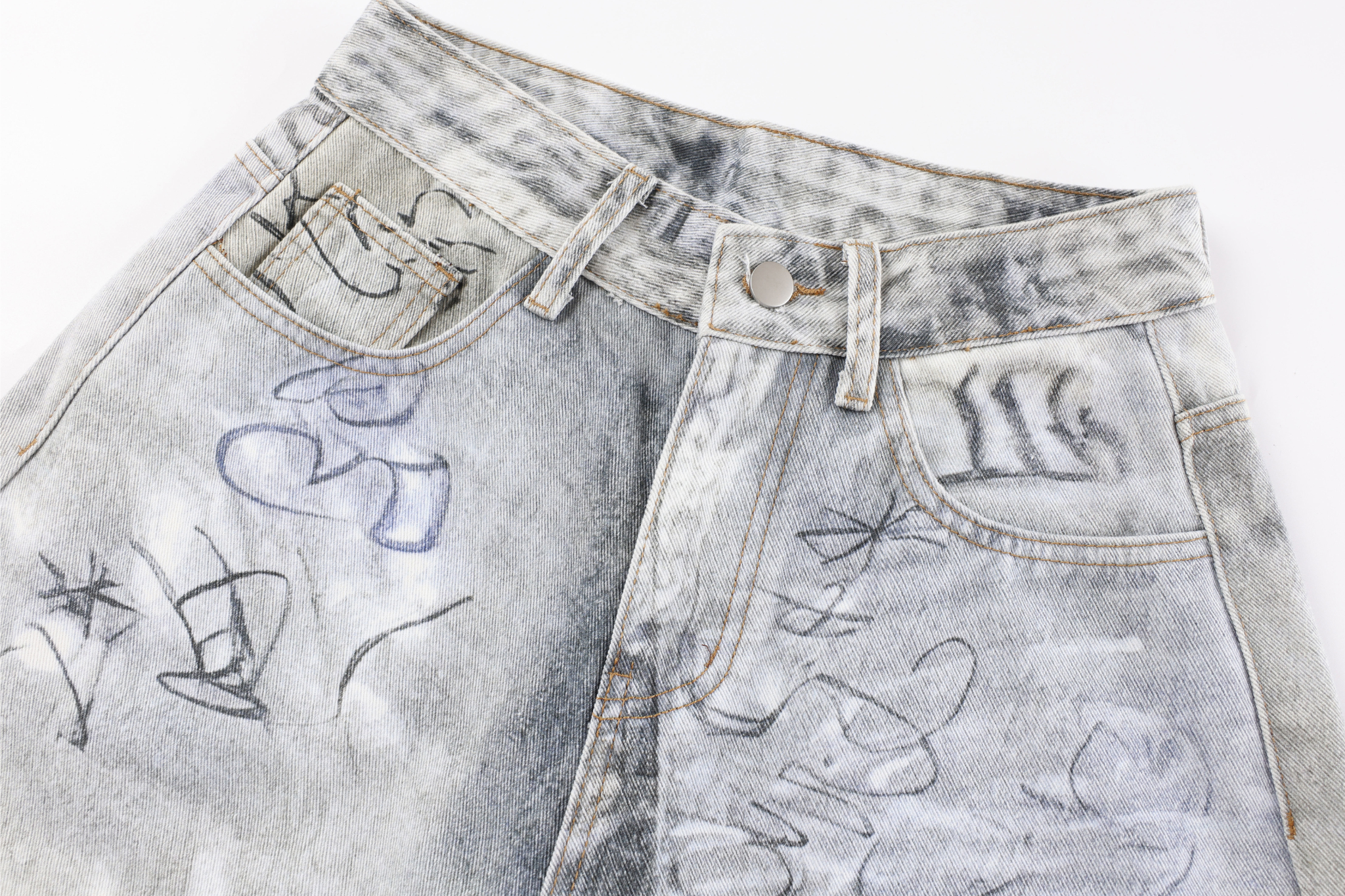 Graffiti Washed Curved Wide-Leg Denim Pants | Oversized Fit