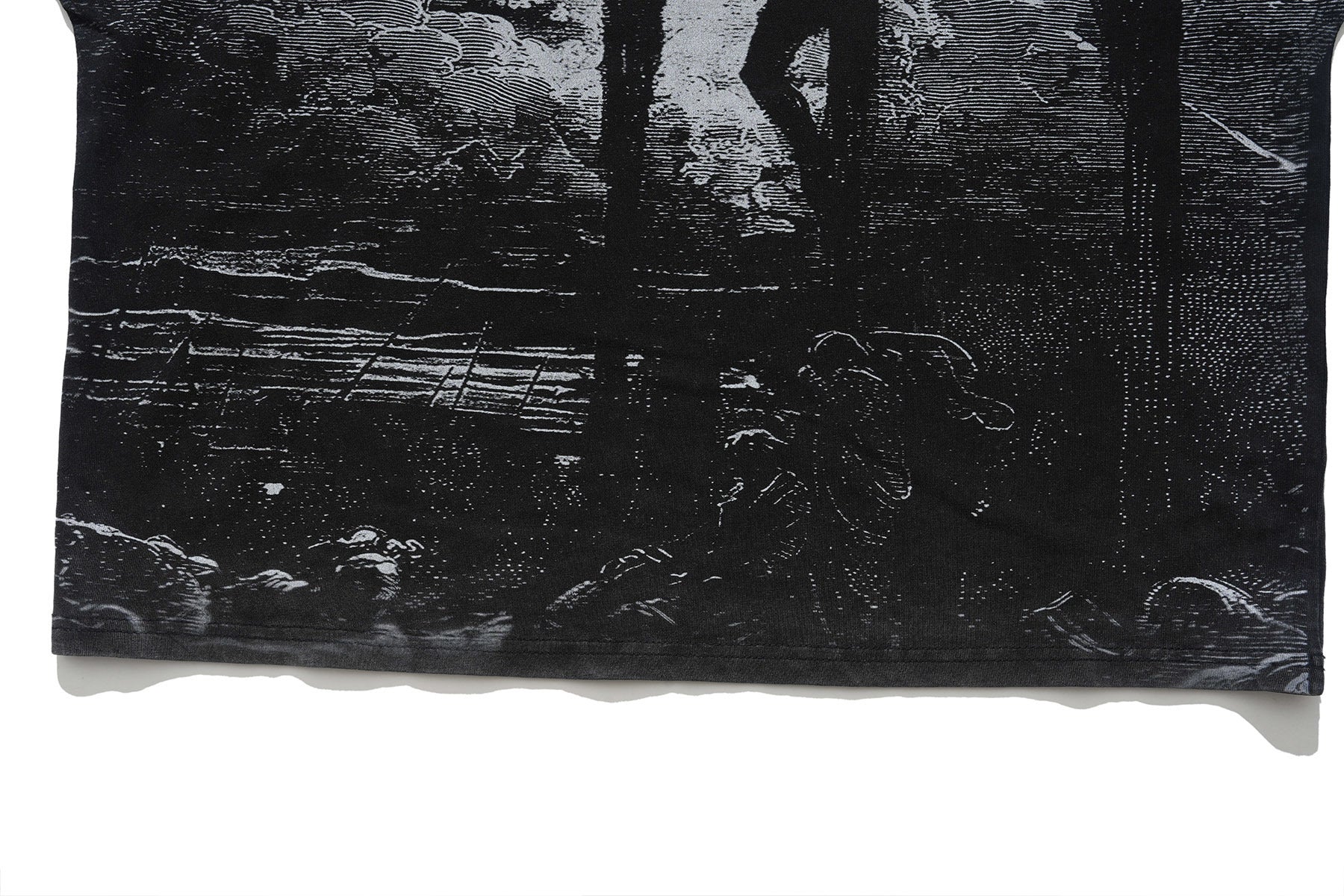Doré Bible 1866 Crucifixion Graphic Tee | Vintage Washed