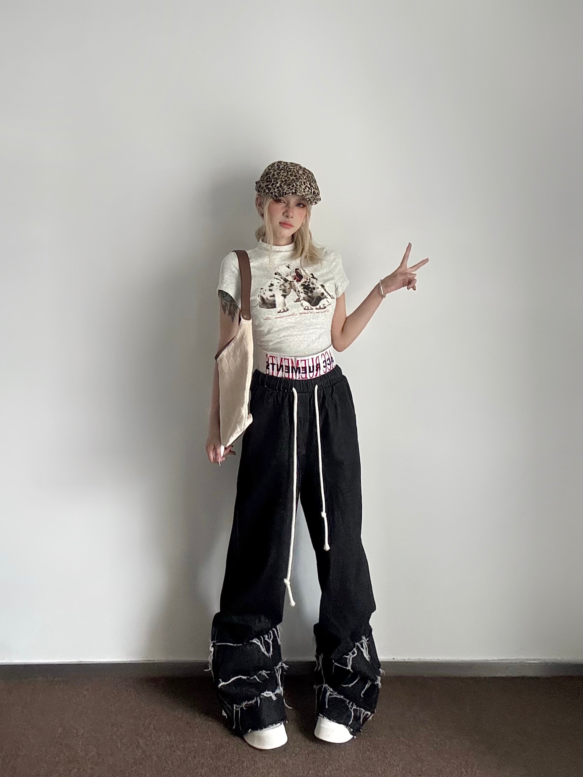 Distressed Wide-Leg Camo Sweatpants | ACC Ruements
