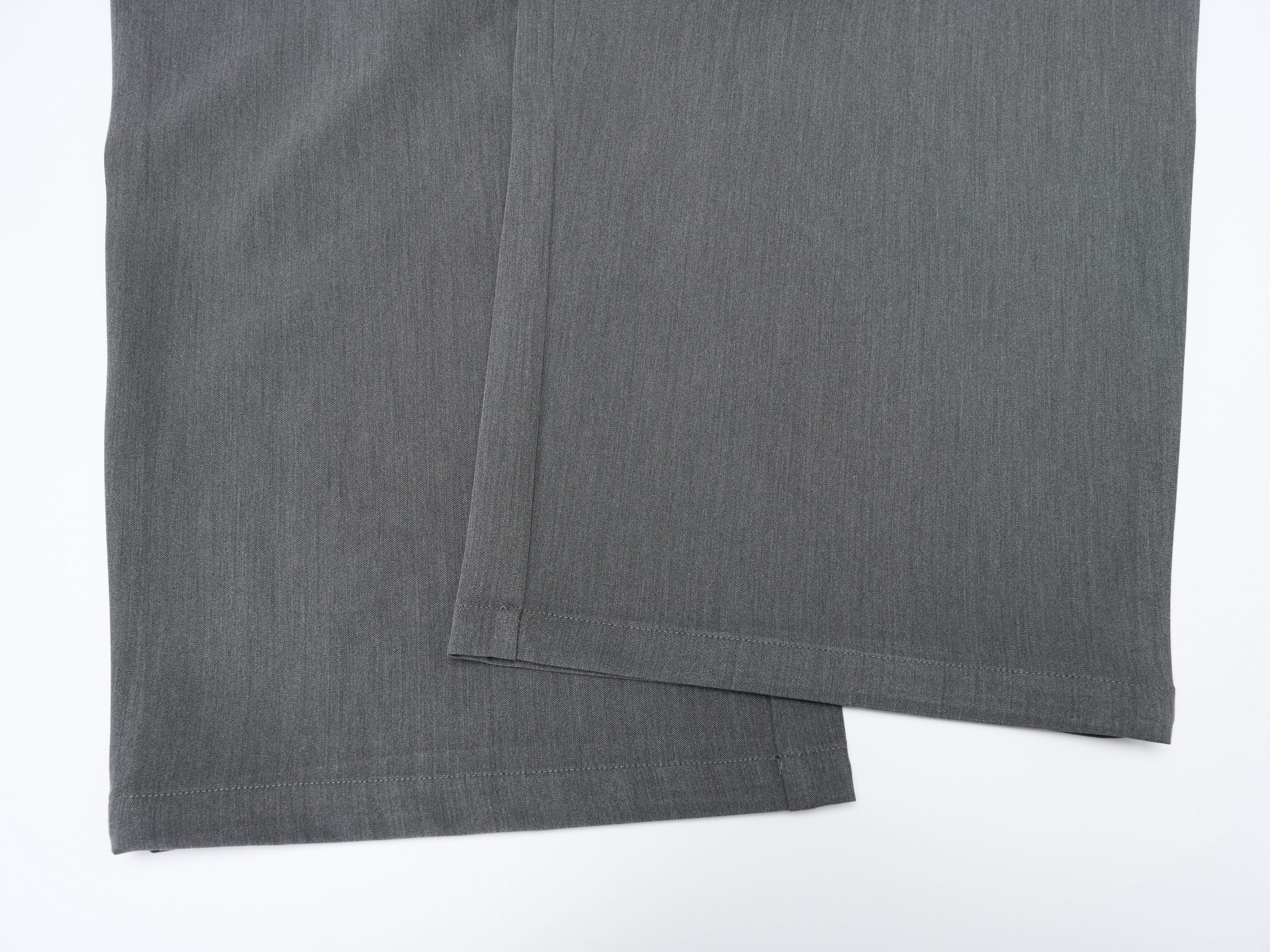 Structured Belted Barrel-Leg Pleated Pants | Omirad