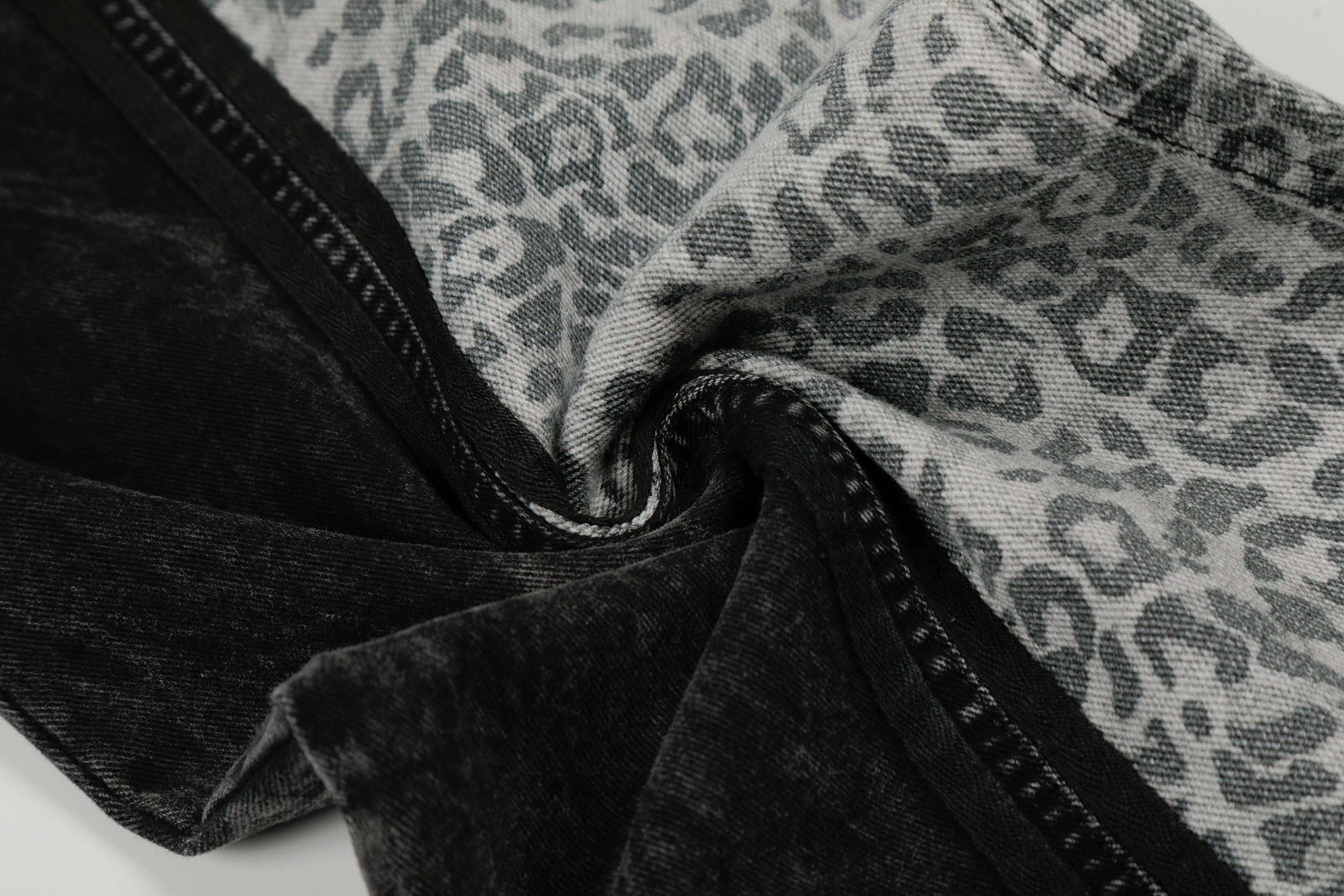 Leopard Panel Wide-Leg Denim Pants | Streetwear Jeans