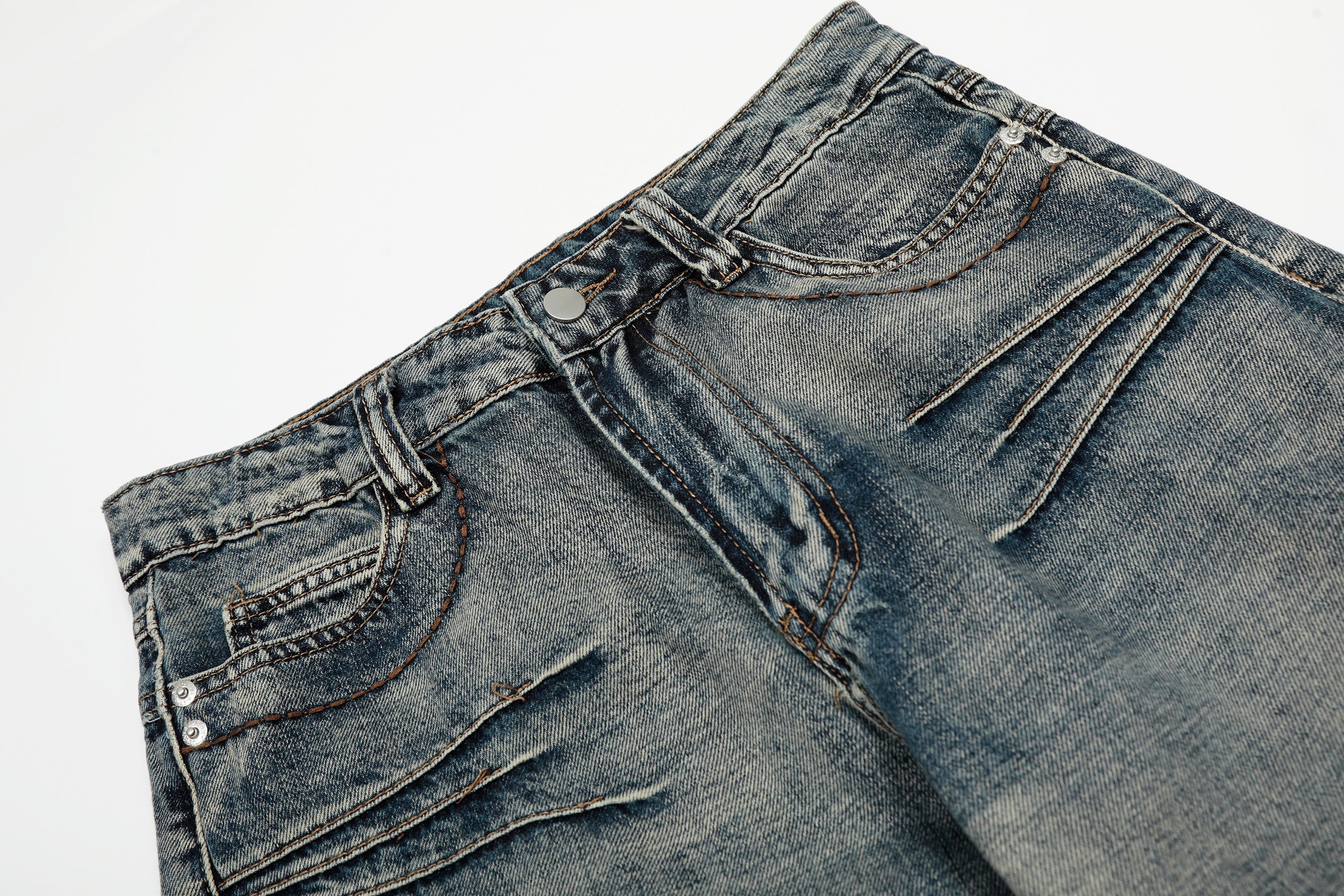 Retro Creased Wide-Leg Denim Jeans | Vintage Wash Streetwear