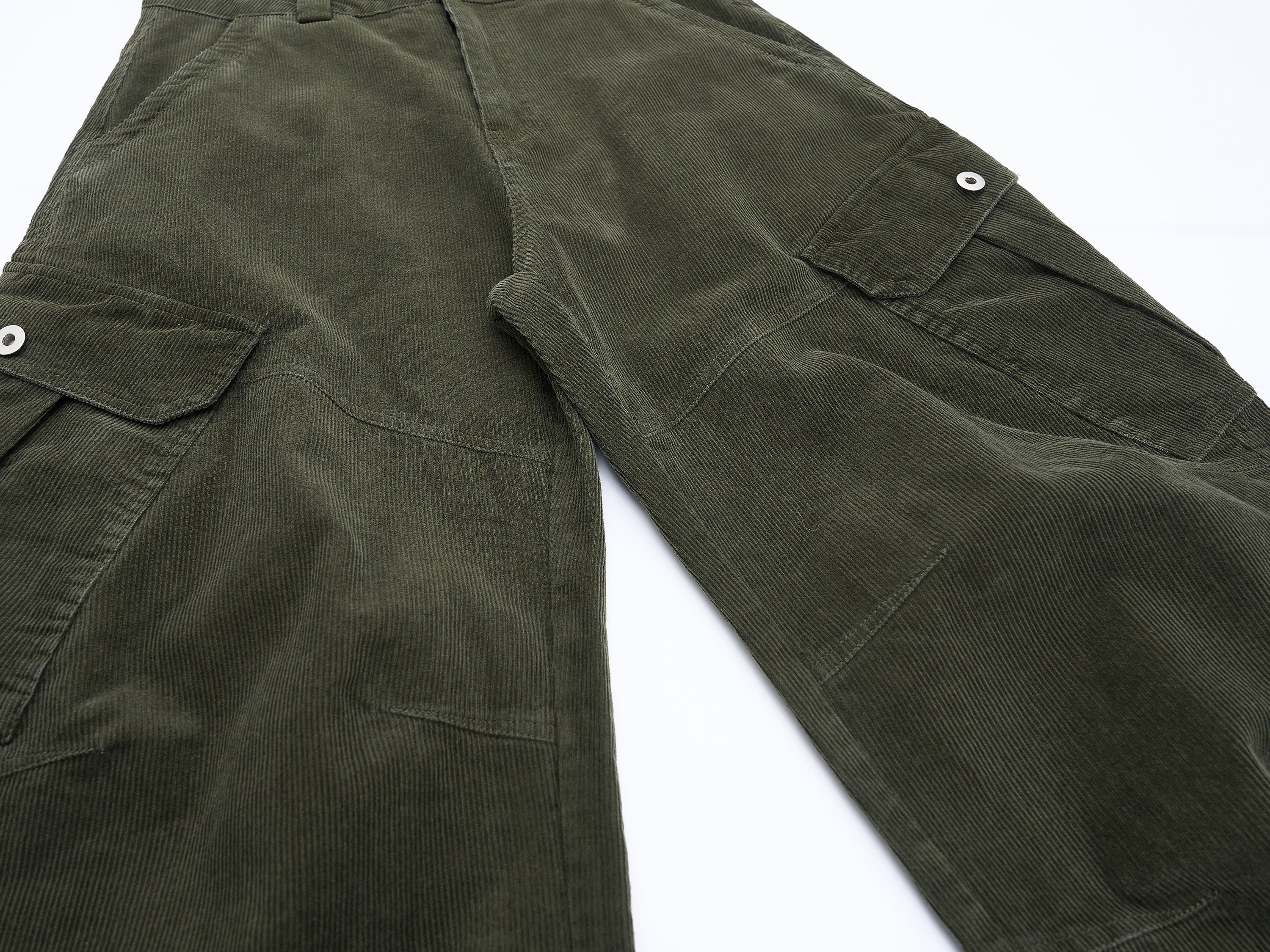 Corduroy Utility Wide-Leg Cargo Pants | SEAKOFF