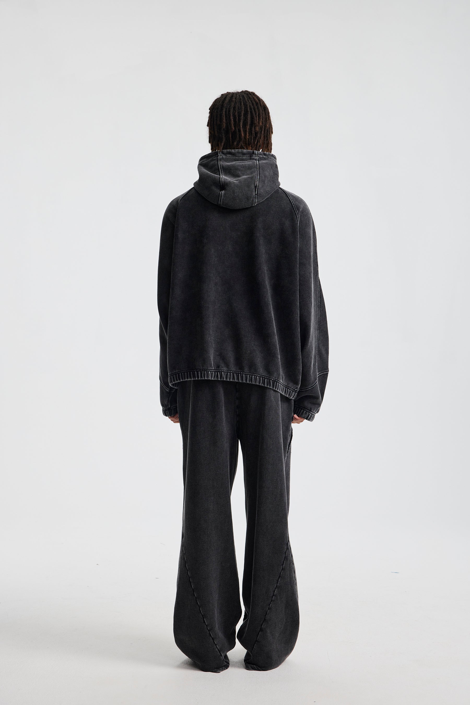 Curved-Seam Full-Zip Hoodie | Washed Cotton Streetwear